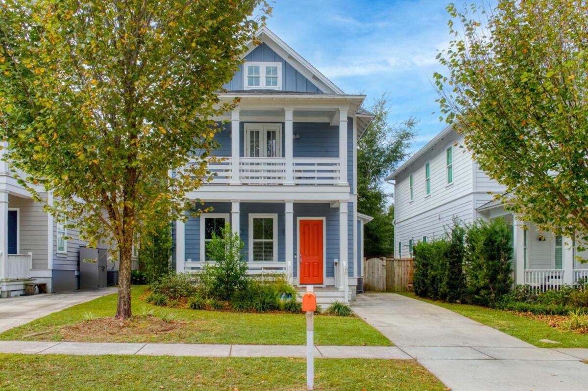 Shem Creek House- 5 Mins to Dtwn & Beach Hot Tub view 2