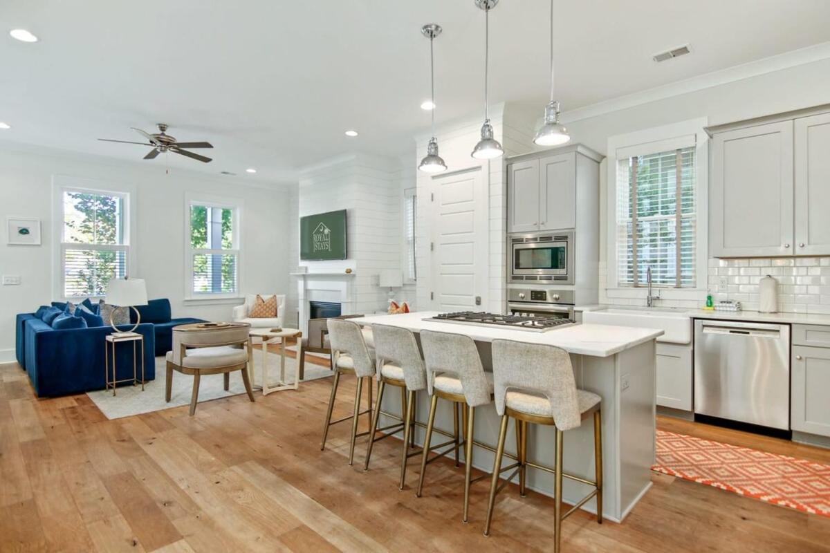 Shem Creek House- 5 Mins to Dtwn & Beach Hot Tub view 5