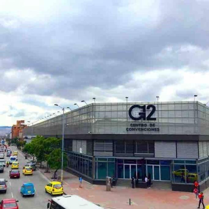 QuintaparedesCorferiasEmbajadaUsaAgoraG12Aeropuert