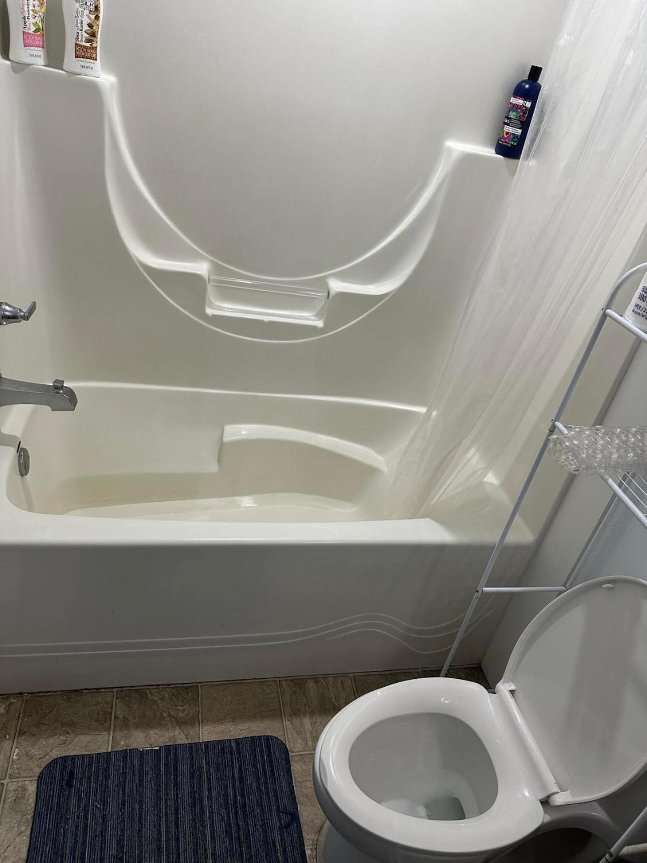 Guest Suite - Private Retreat - J-1