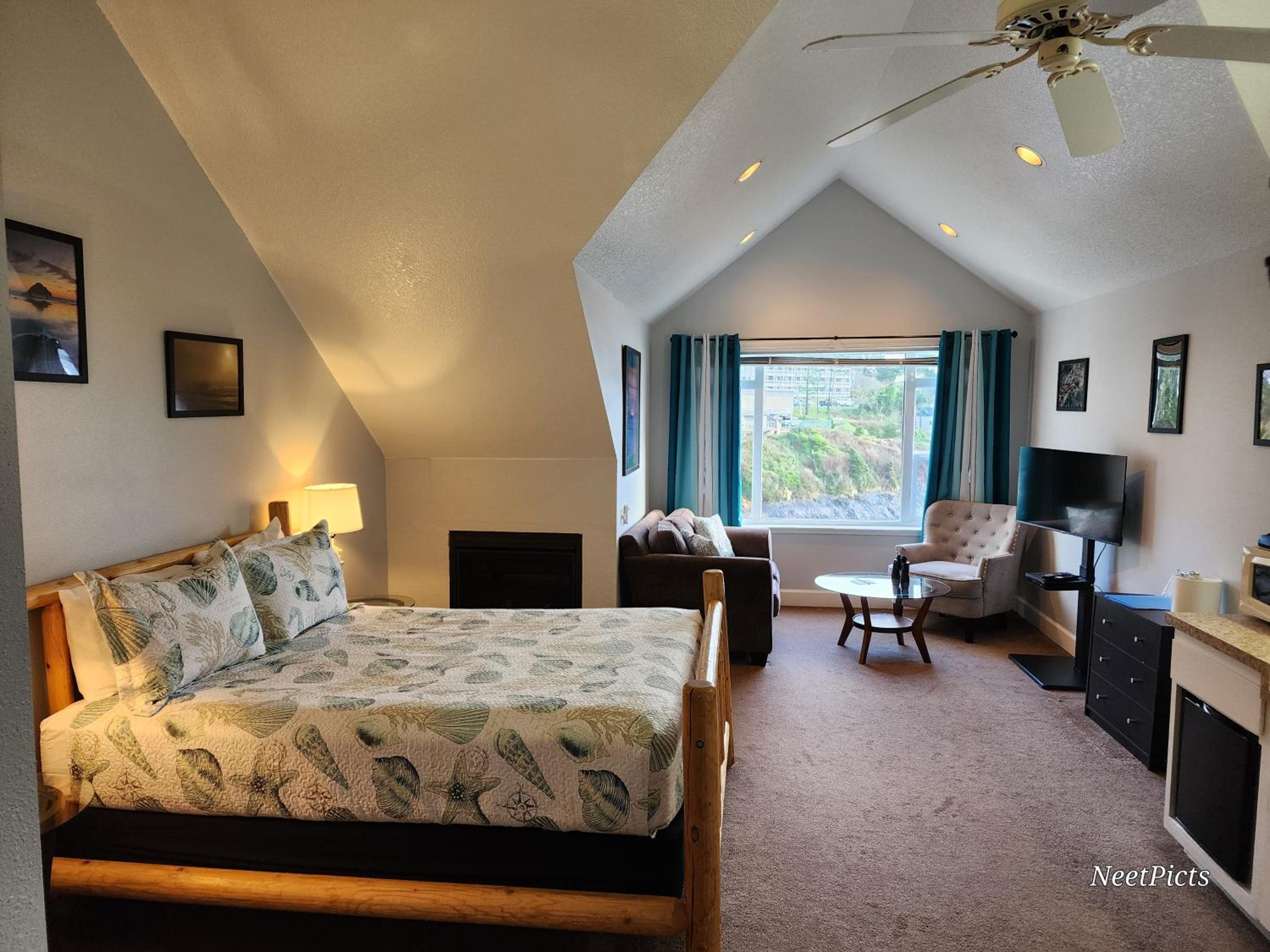Inn at Arch Rock