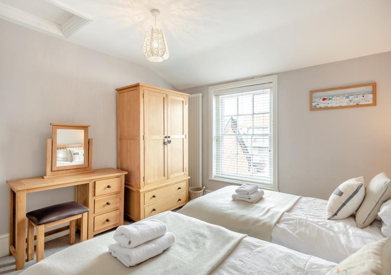 3 Bed in Southwold oc-vth