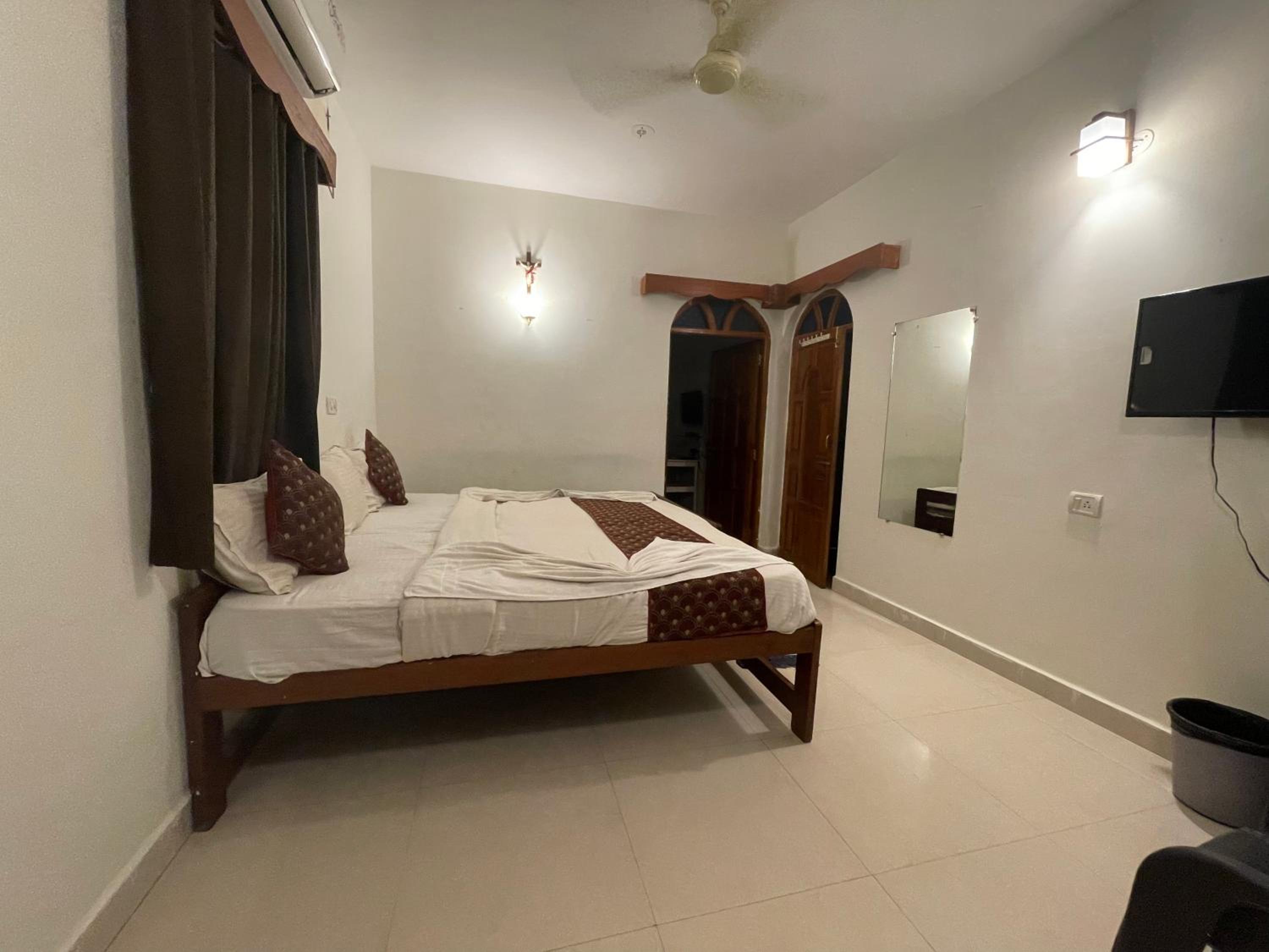 Baga Beach Ocean view 4