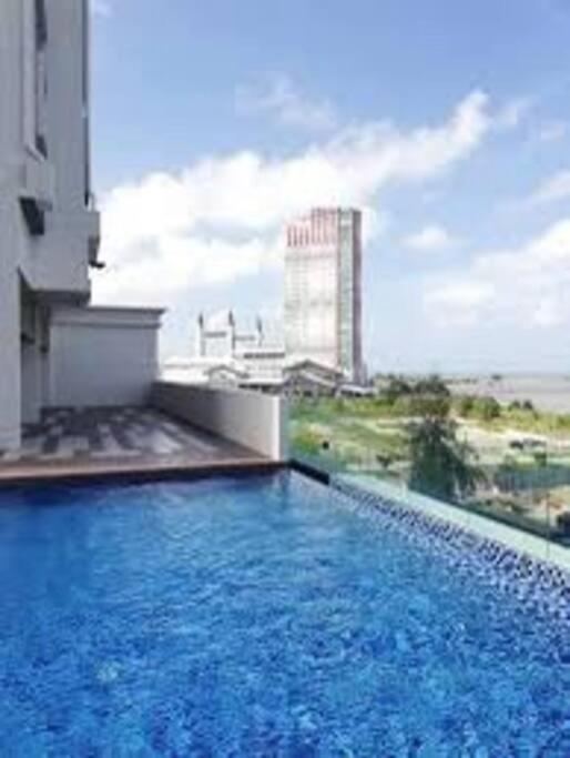 Aifani Drawbridge KTCC Seaview