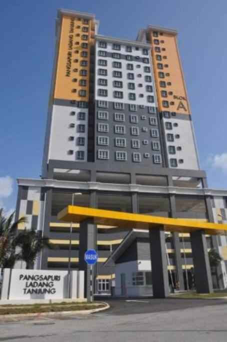 Aifani Drawbridge KTCC Seaview