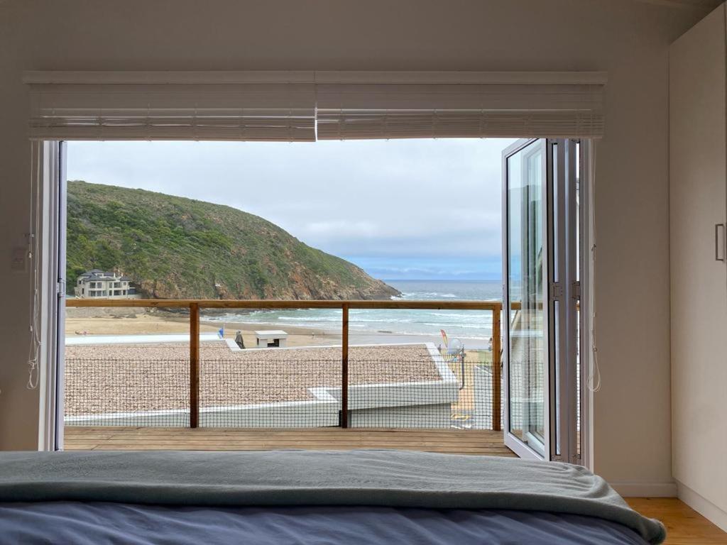 MakiSaki Beach House