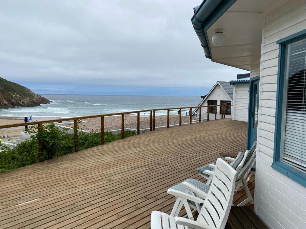 MakiSaki Beach House