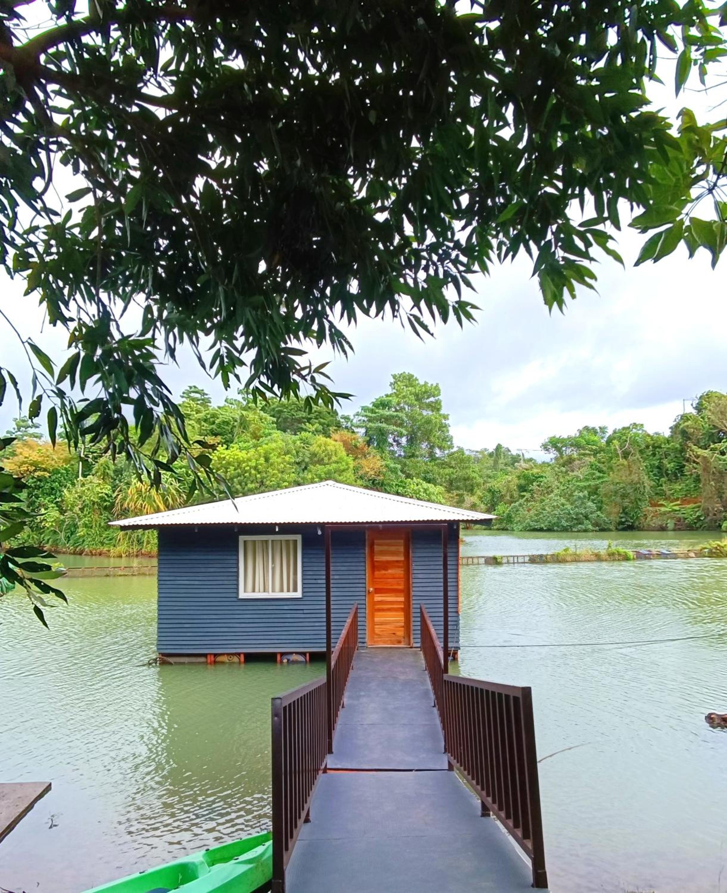 Caliraya Mountain Lake Resort