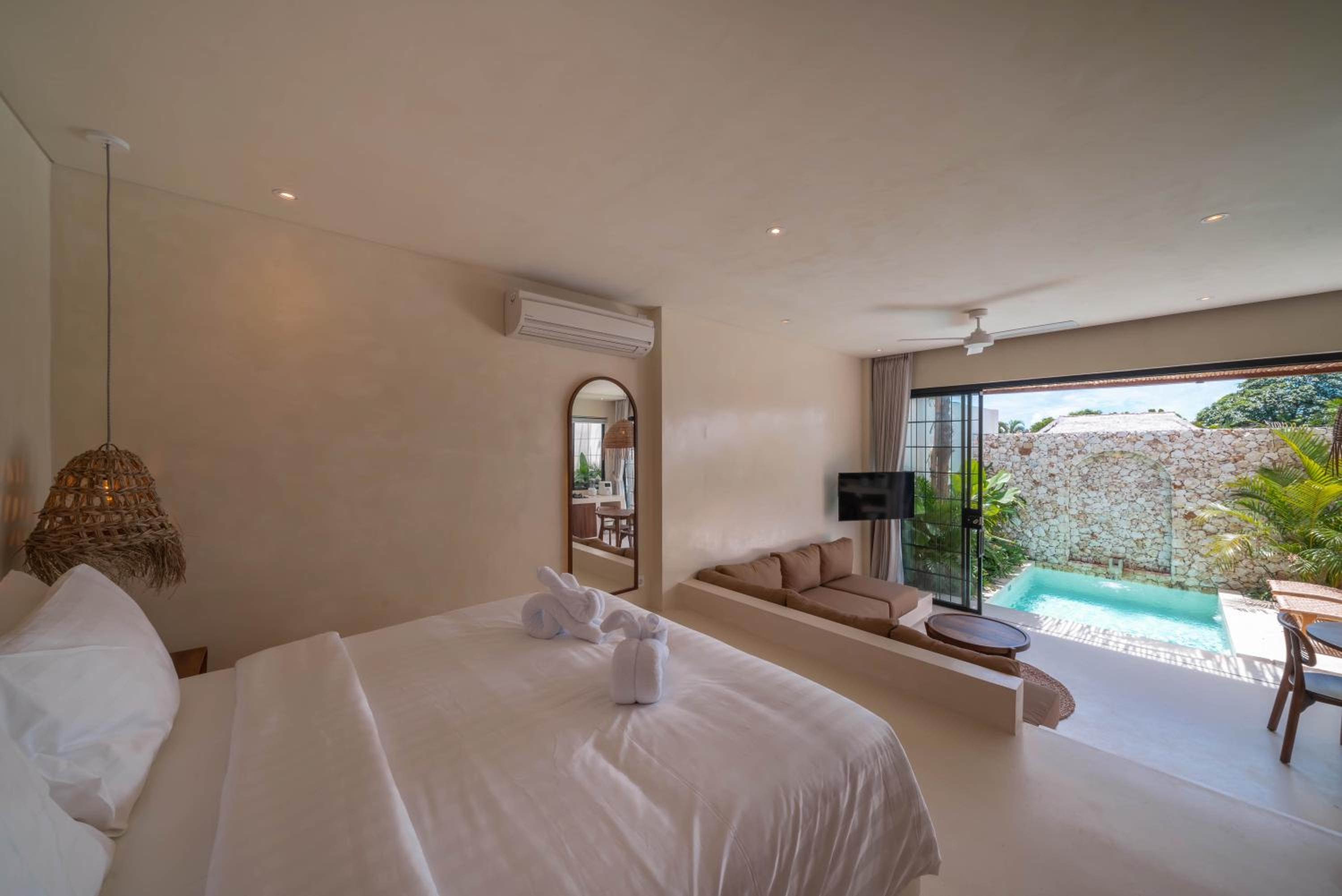 Casa Melosa 1 - Romantic and Cozy 1BR Villa in the Heart of Umalas view 4