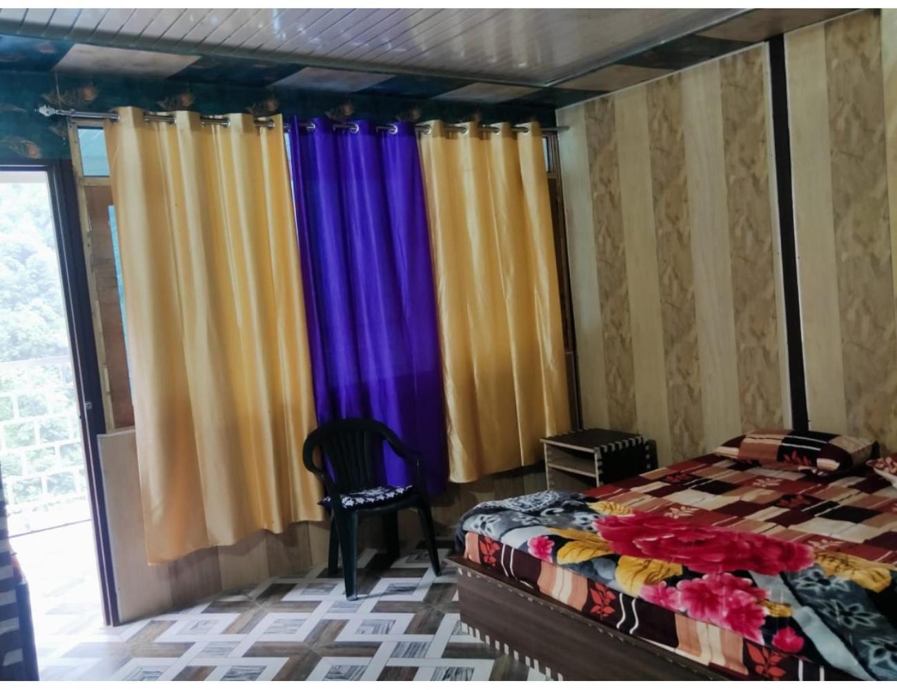 Priya homestay, Bhyudar, Ghangharia view 4