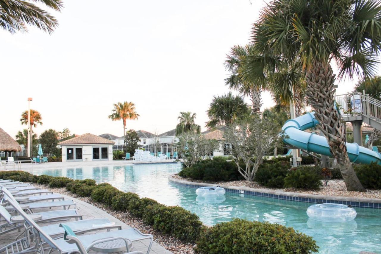 Champion Gate Villa 6 bedroom and nice pool