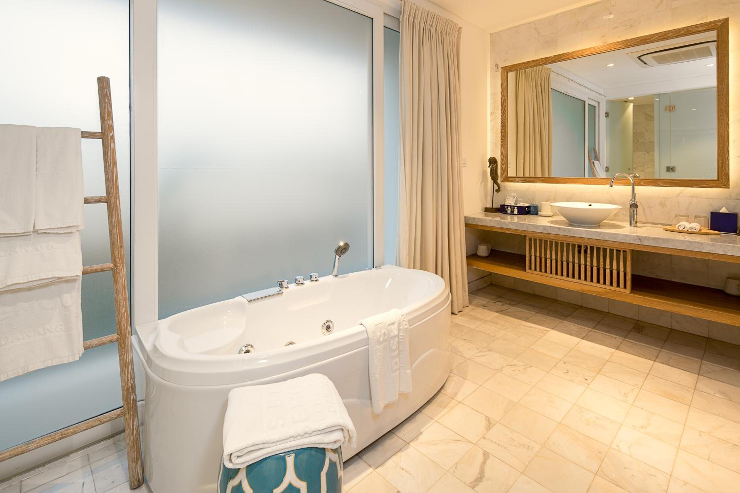Risemount Premier Resort Da Nang