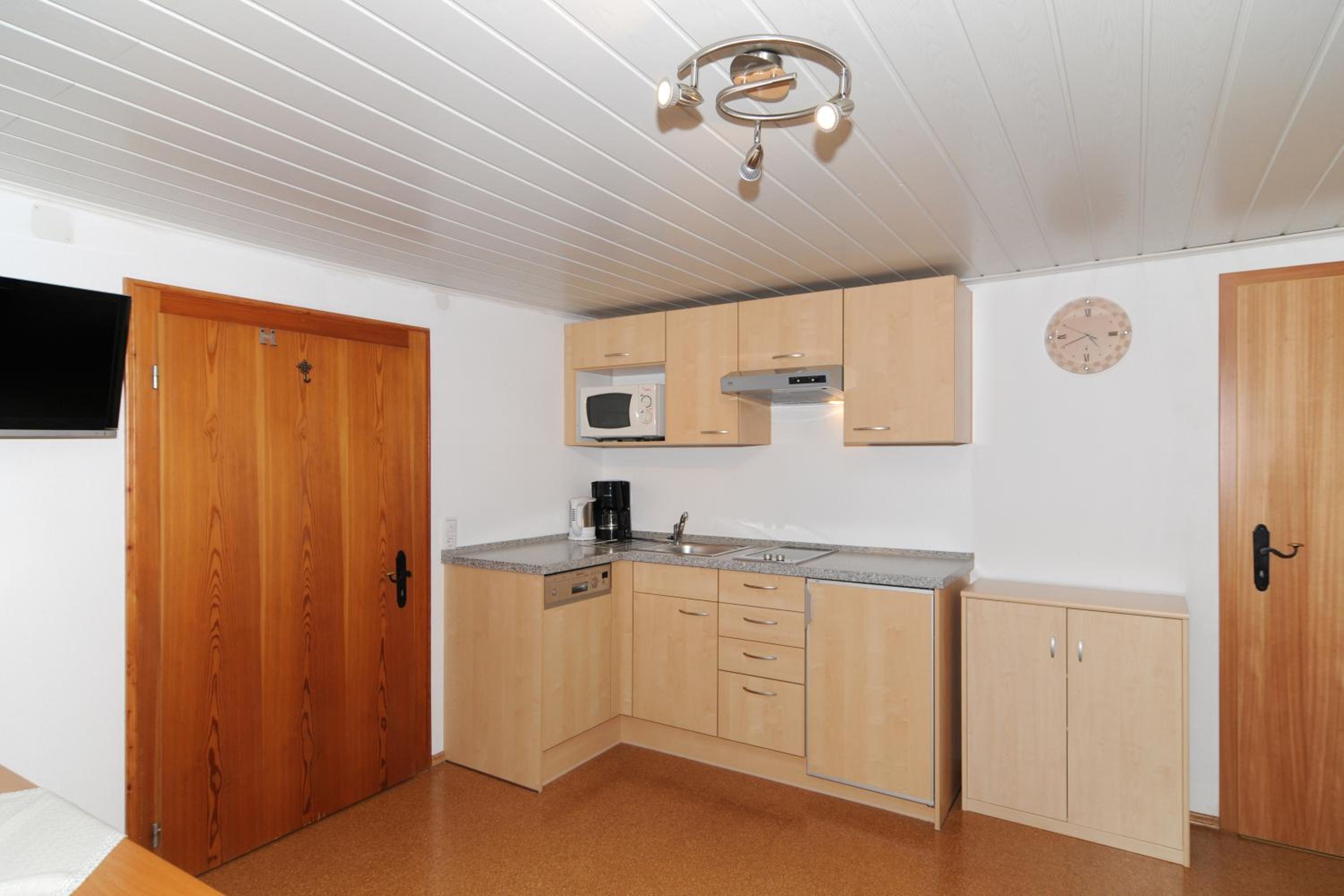 Gastehaus Stefanie - Property Image 13
