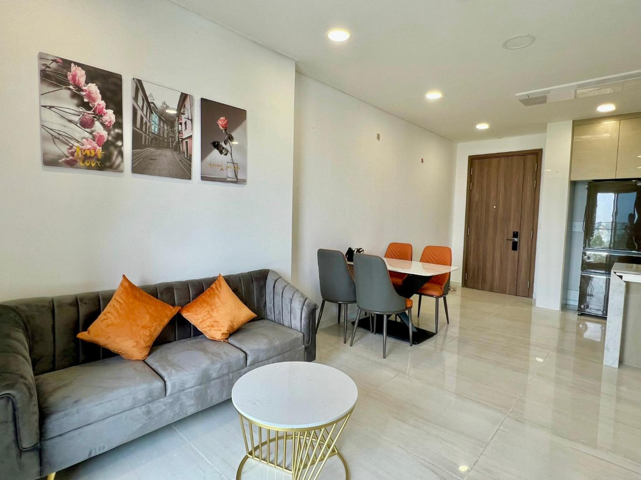 Zhome-2,3 BR apartment in Kingdom101-District 10
