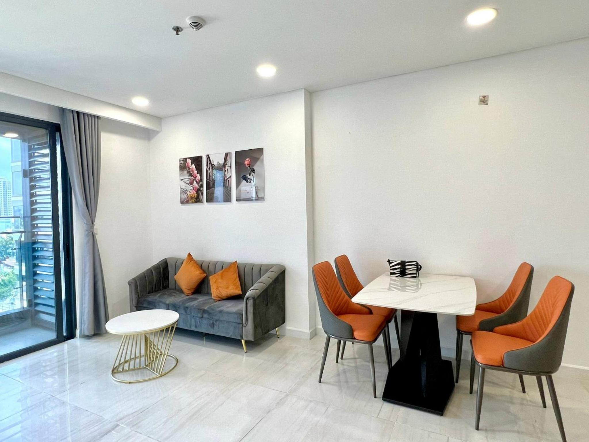 Zhome-2,3 BR apartment in Kingdom101-District 10