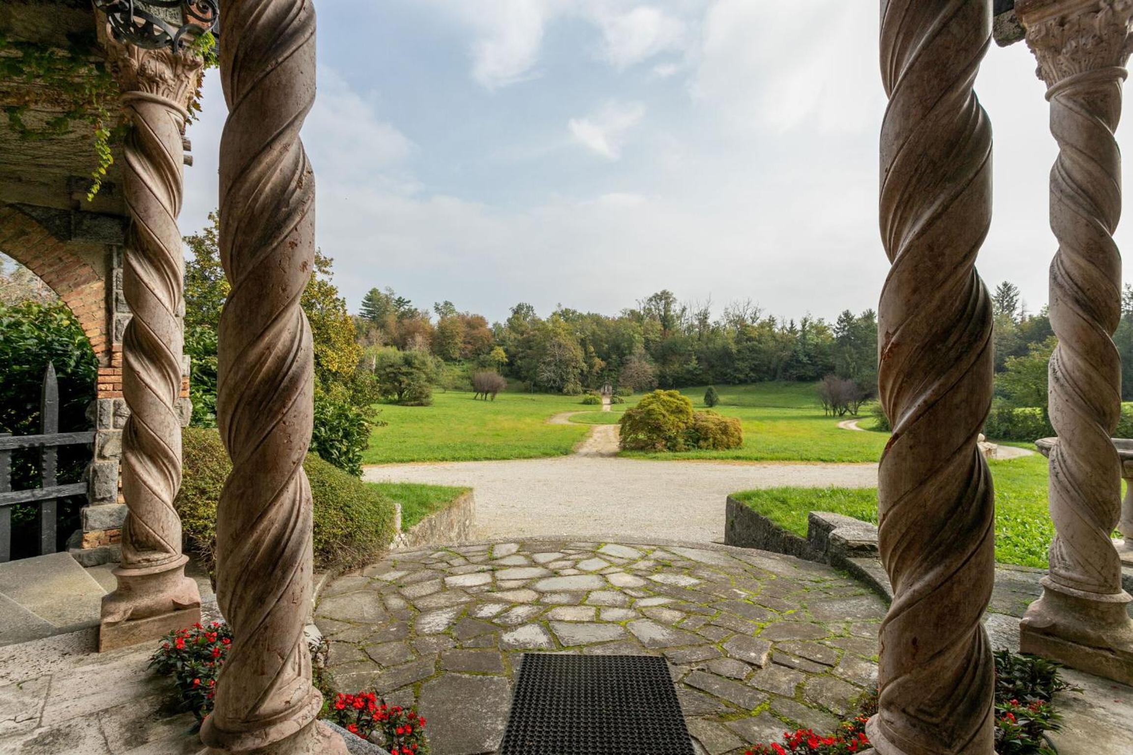Villa Rocchetta by Halldis