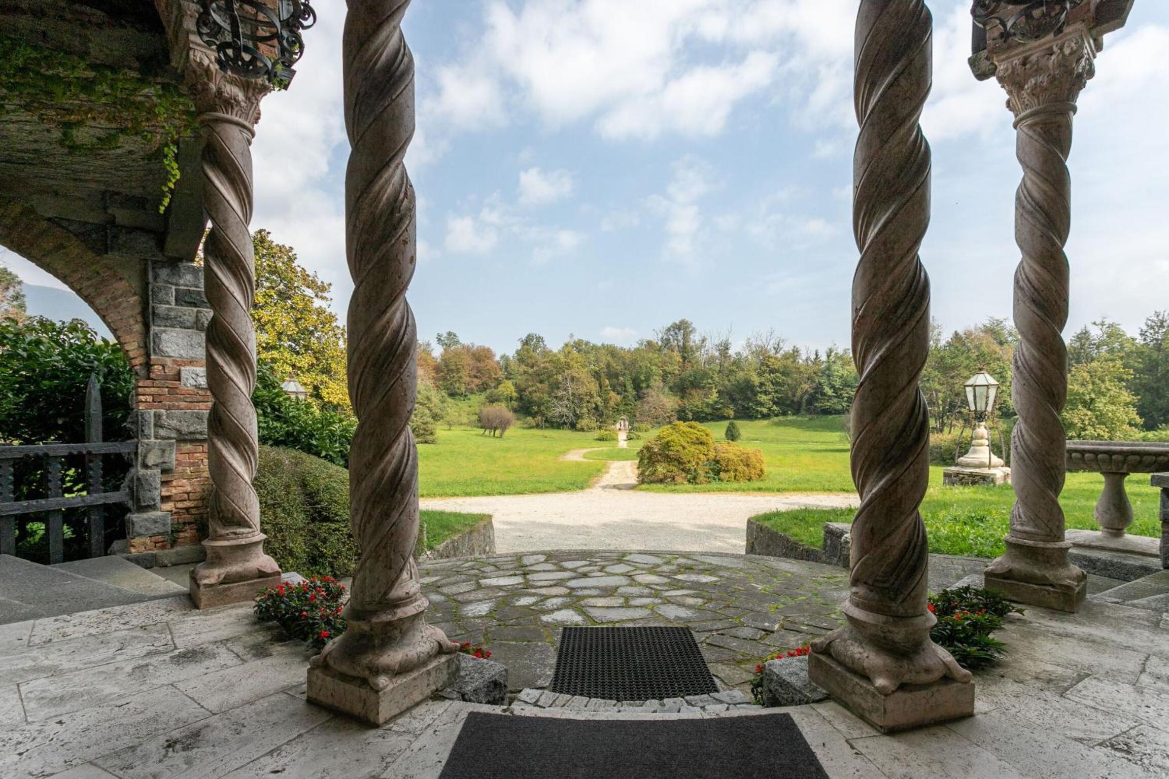 Villa Rocchetta by Halldis