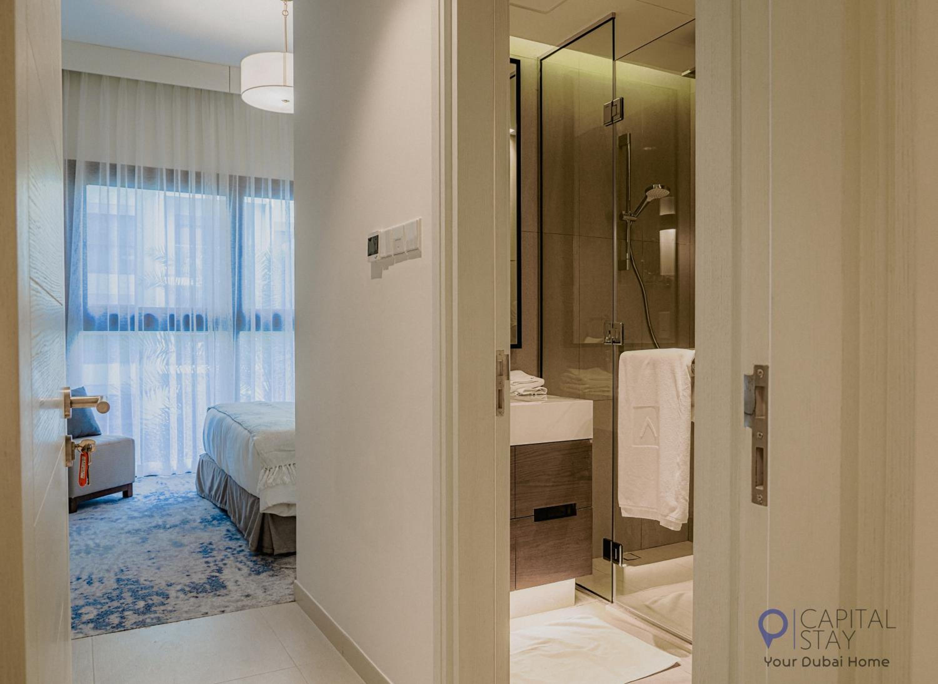 Capital Stay- Private Two Bed Apartment - The Address Beach Resort Residences Fujairah