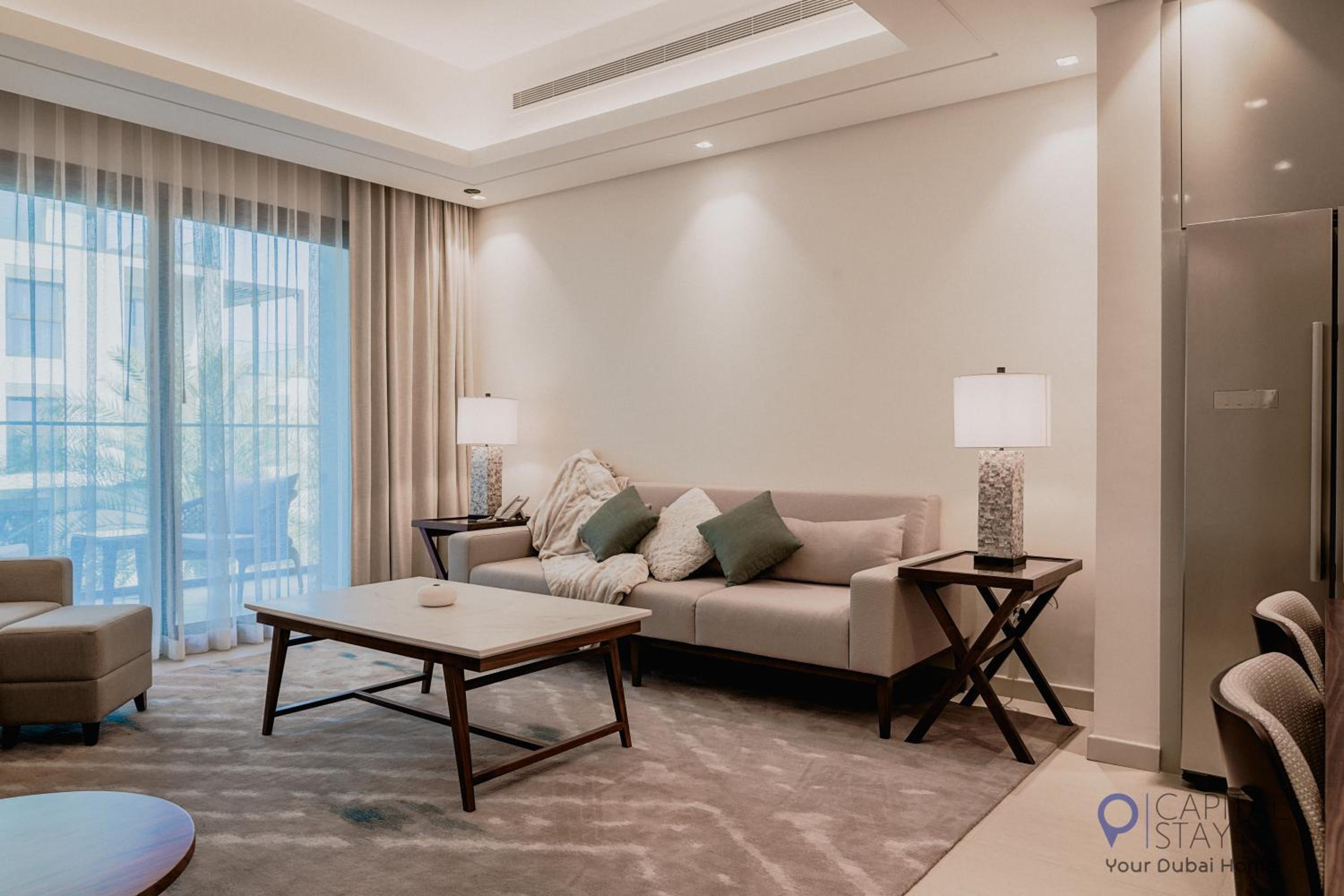 Capital Stay- Private Two Bed Apartment - The Address Beach Resort Residences Fujairah