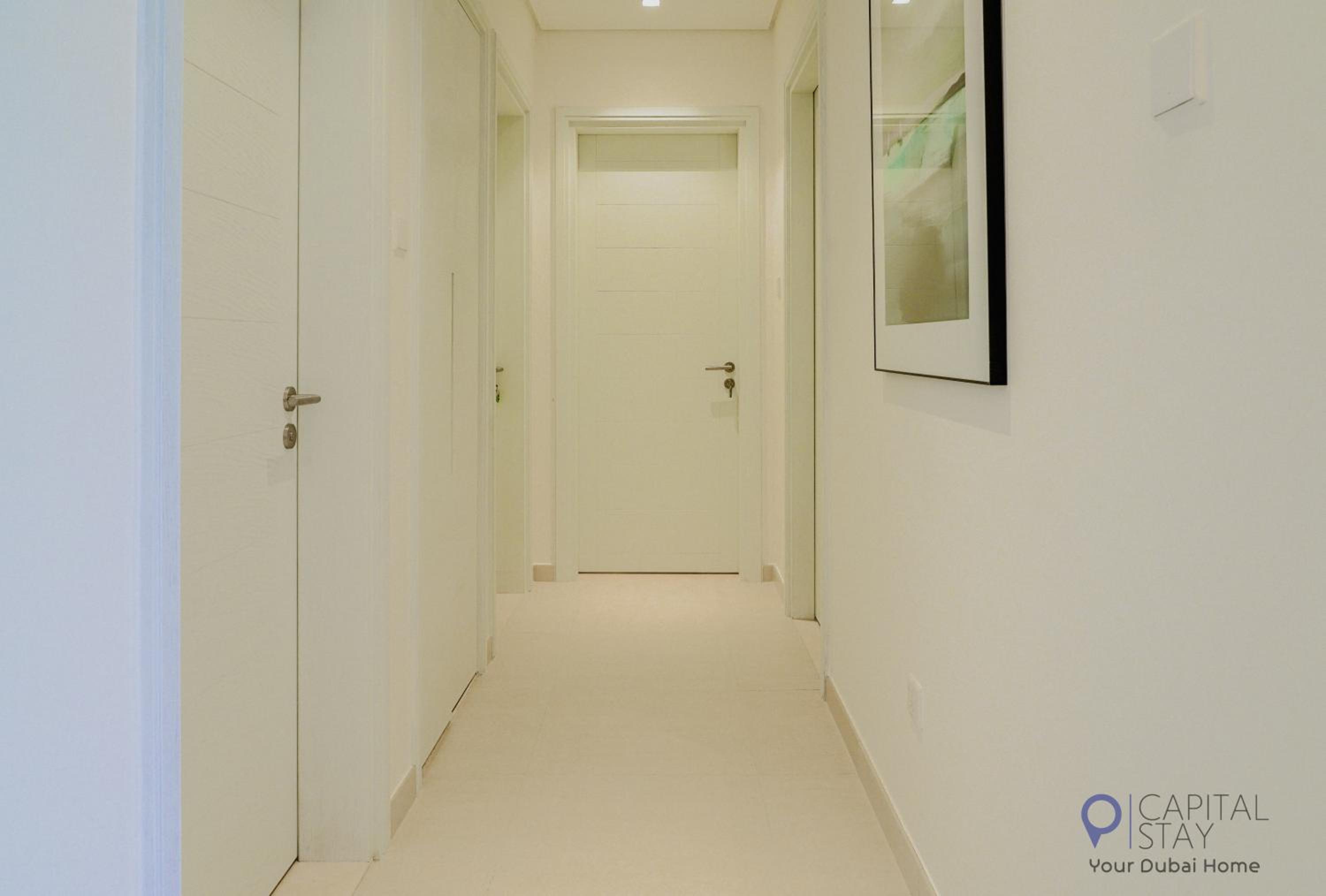 Capital Stay- Private Two Bed Apartment - The Address Beach Resort Residences Fujairah