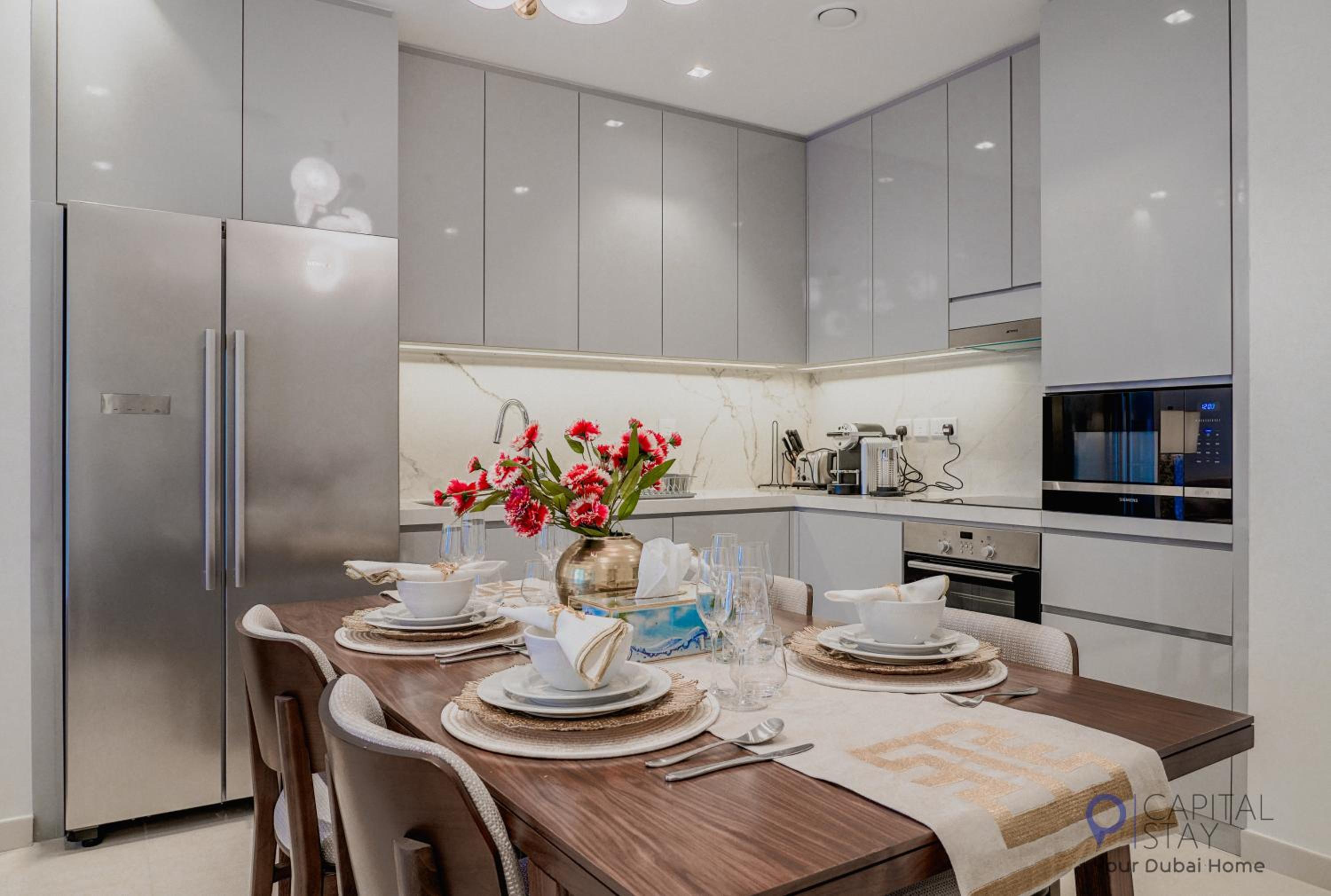 Capital Stay- Private Two Bed Apartment - The Address Beach Resort Residences Fujairah