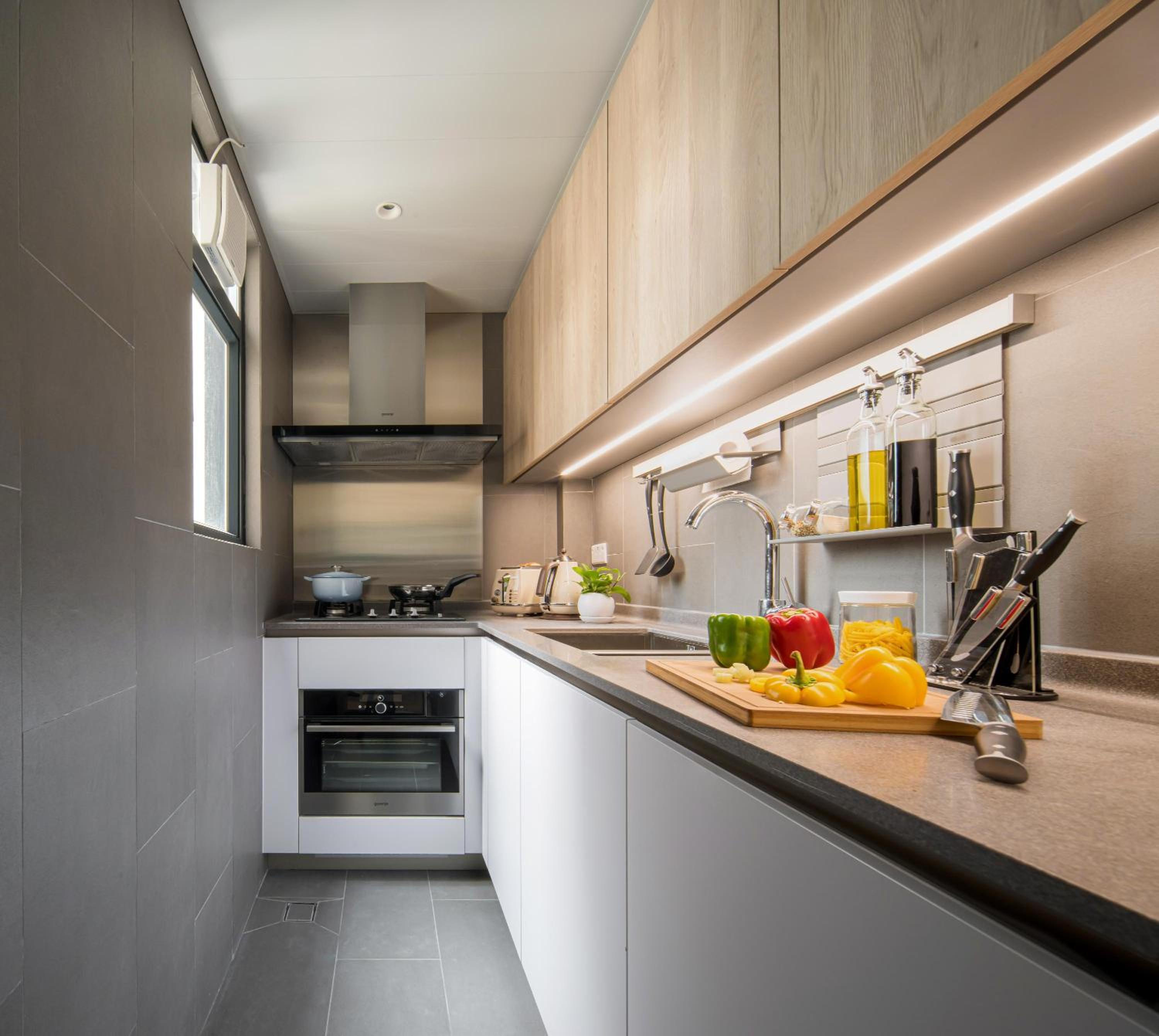Eaton Residences, Blue Pool Road