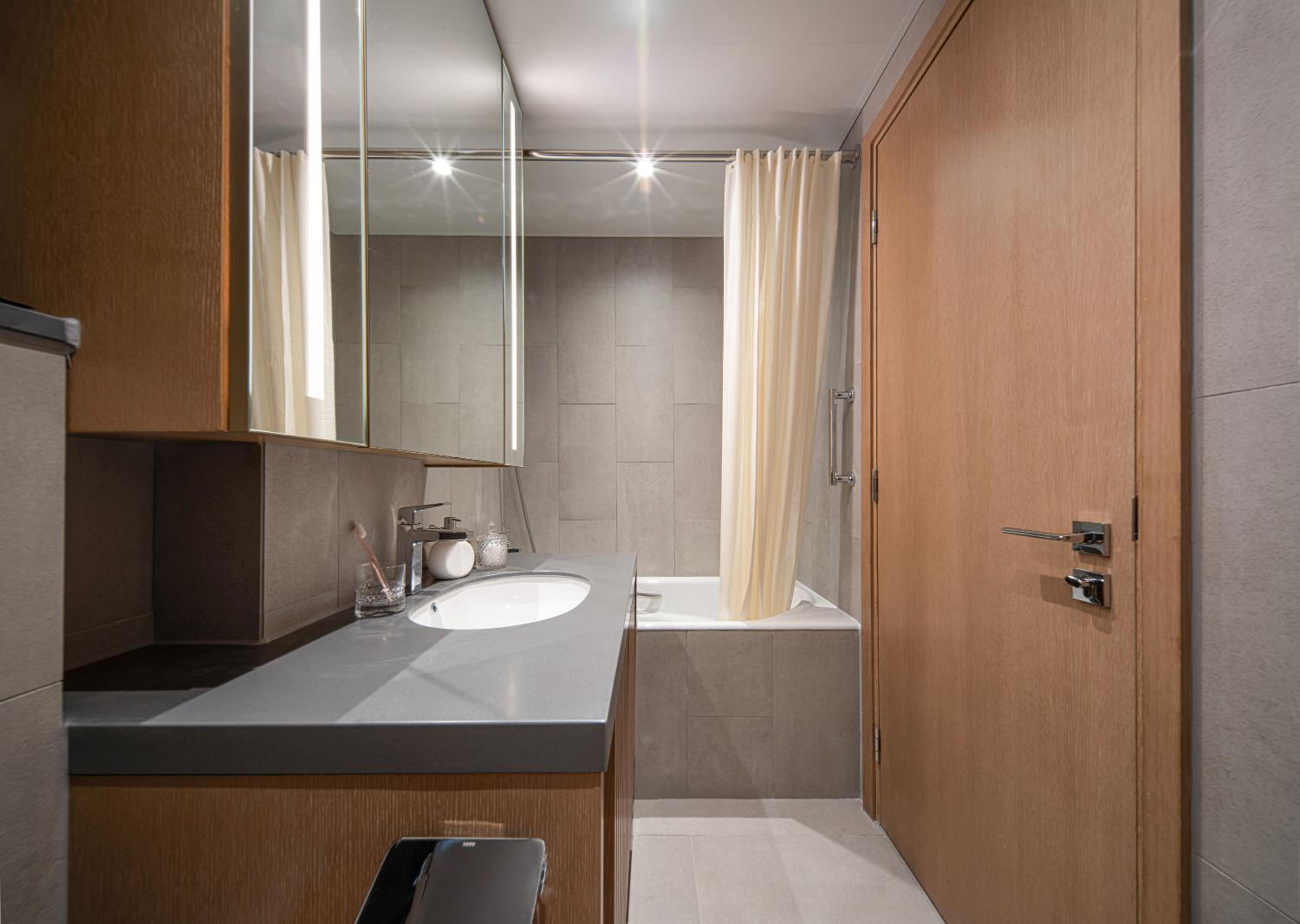 Eaton Residences, Blue Pool Road