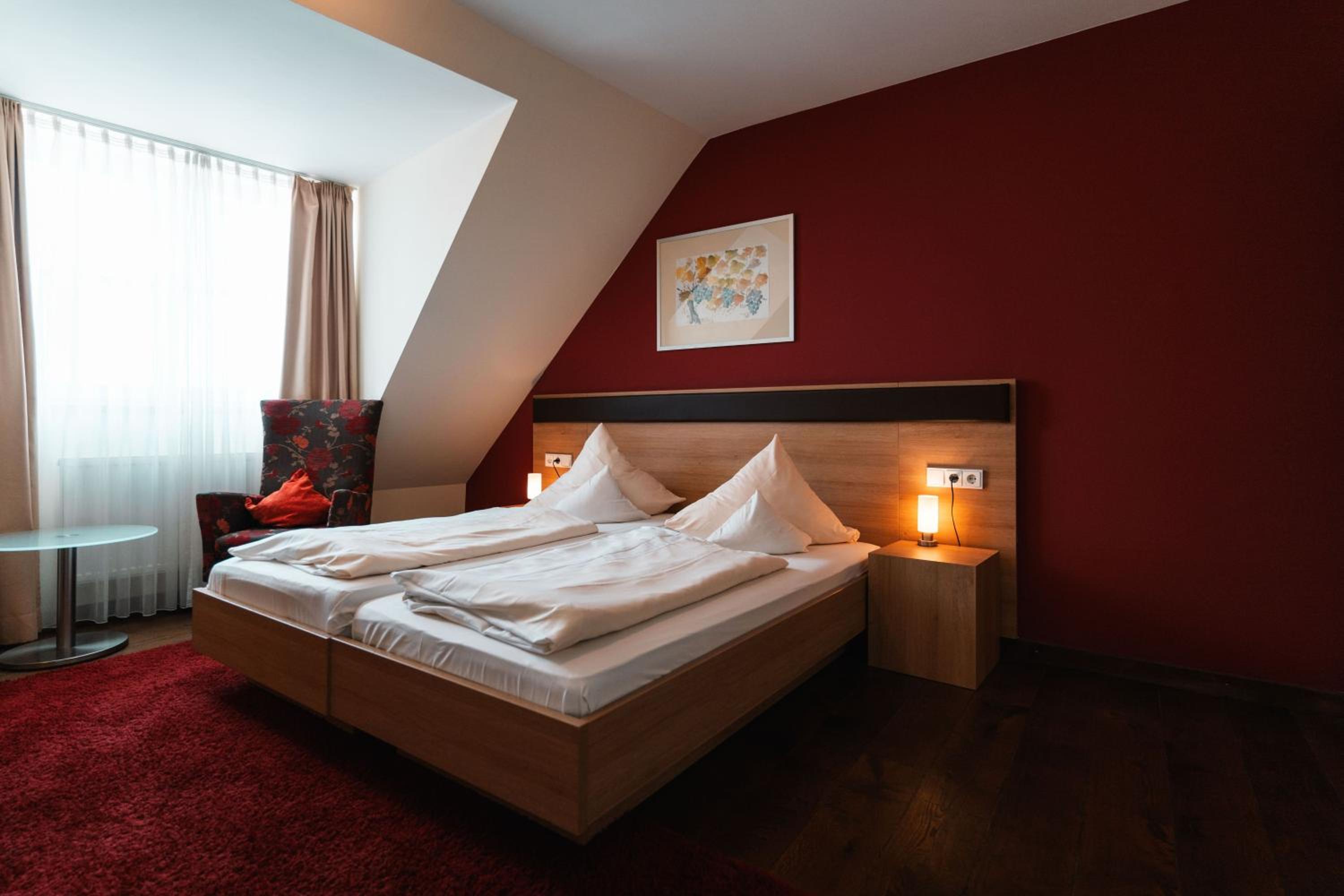 Landhotel und Weingasthof Schwarzer Adler