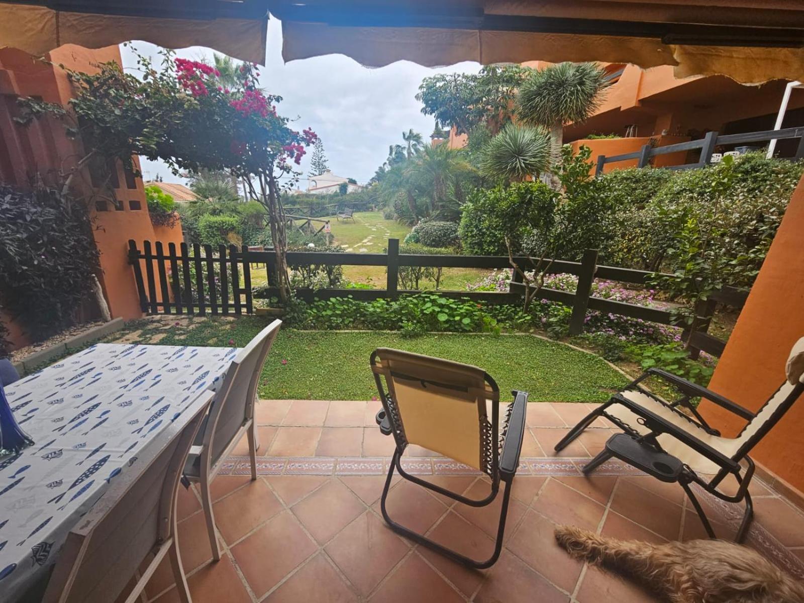 BOUGAINVILLEA BAY