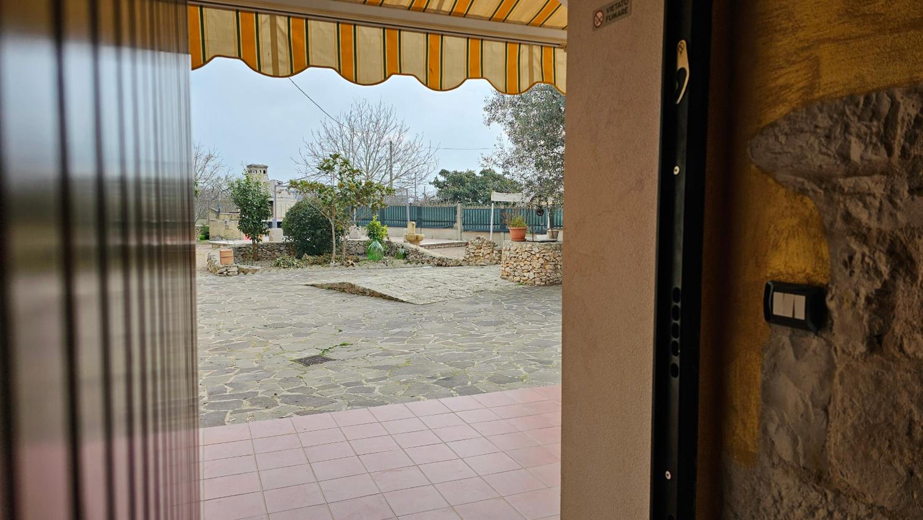 Villa Isabella alloggi e camere con parcheggio interno custodito