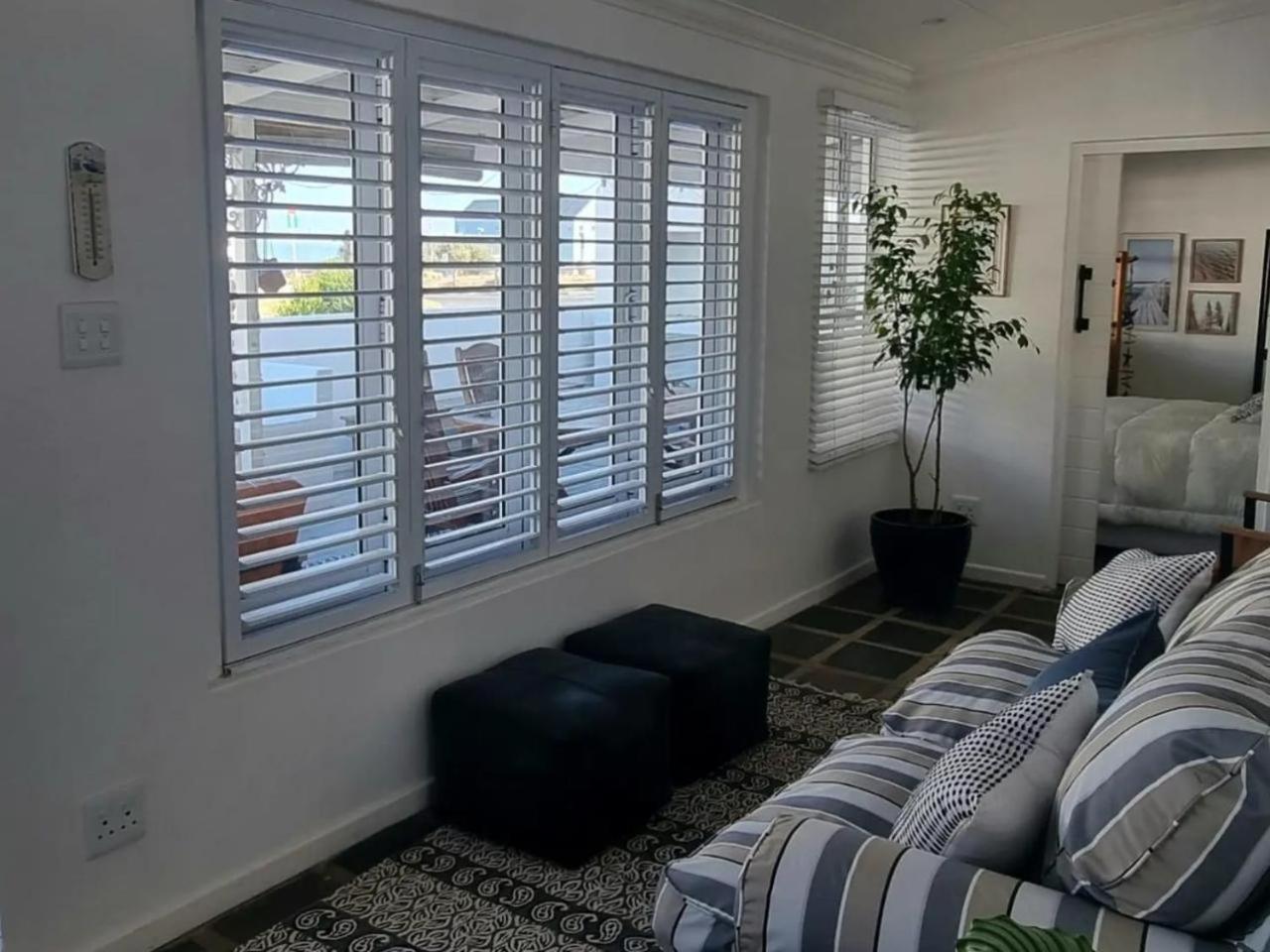 Sun Kiss Beach and Deluxe Garden Cottages view 4