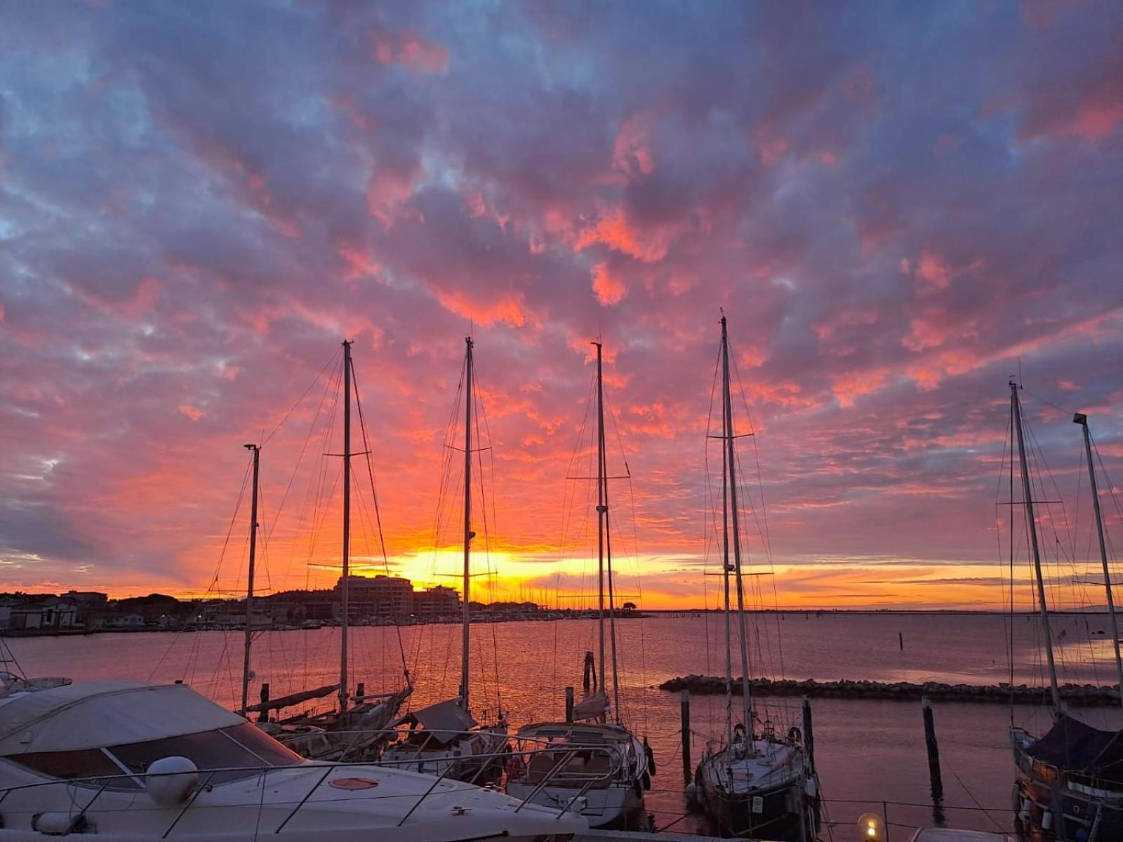 Grado Floating Resort en Grado