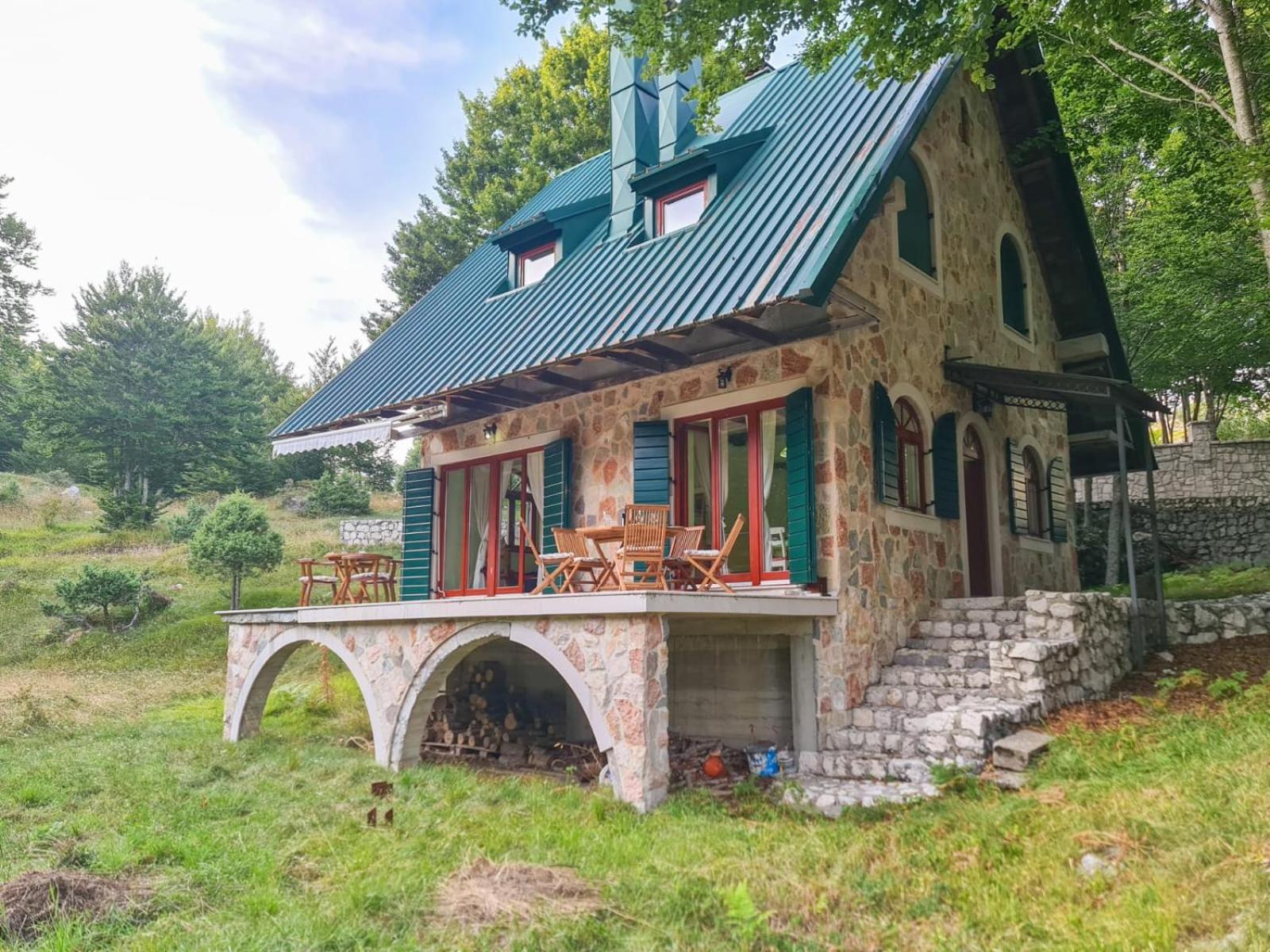 Lovćen Escape, Rustric House photo 2