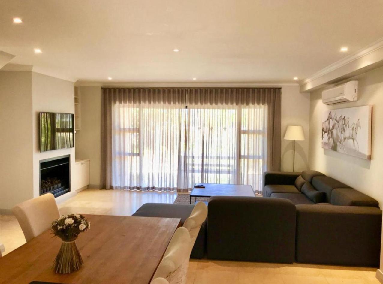 Pearl Valley Golf lodge