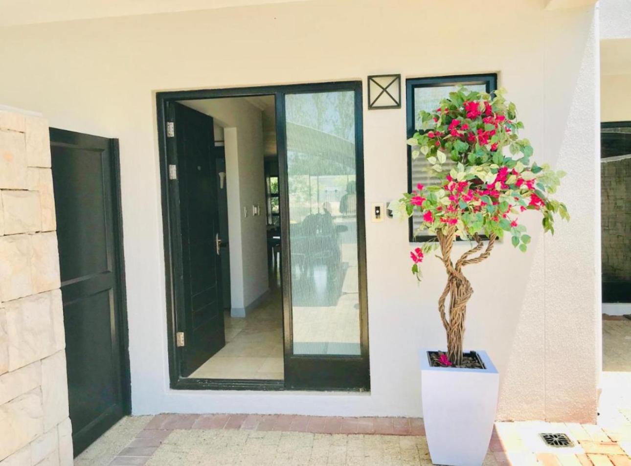 Pearl Valley Golf lodge