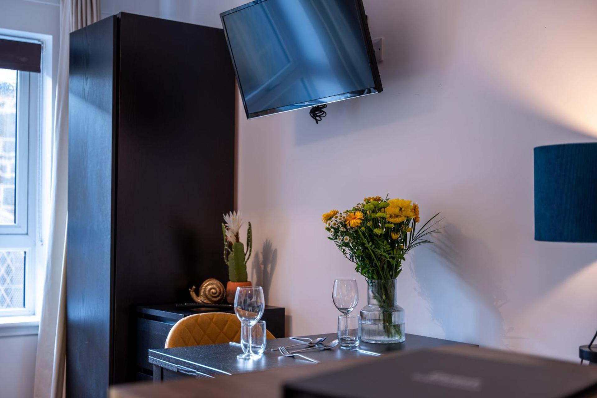 Springbank Apartment