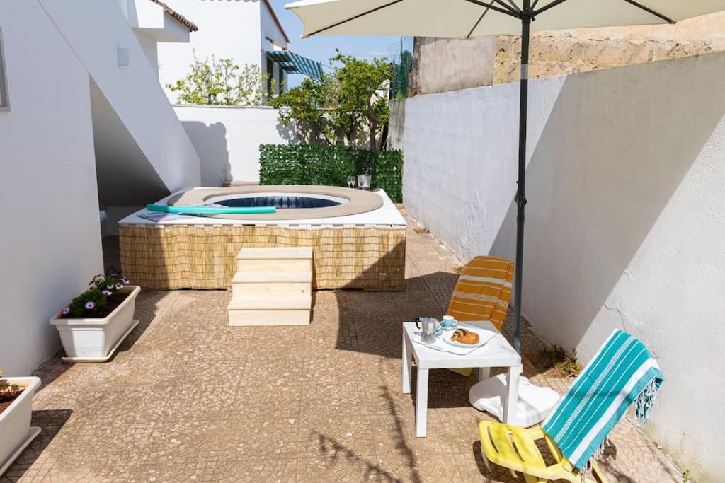 Villa dei Gigli by Salentoaffitti