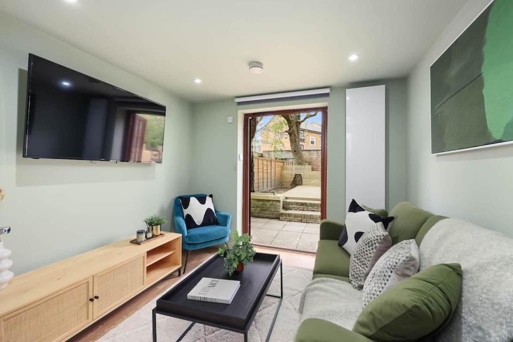 Classy&Stylish 2 bed flat near Camden