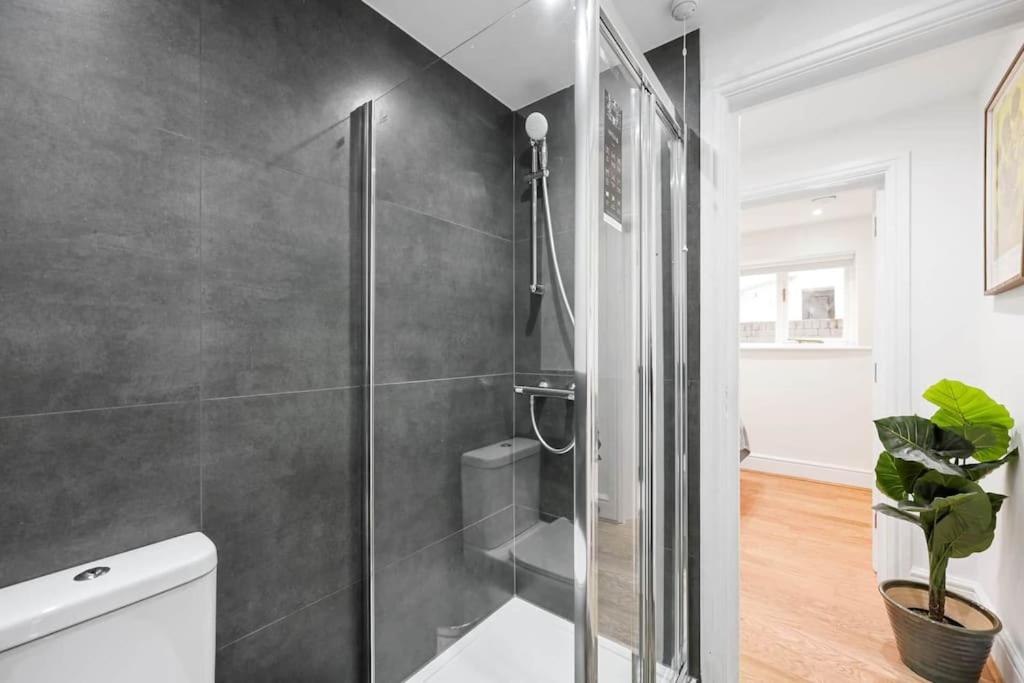 Classy&Stylish 2 bed flat near Camden