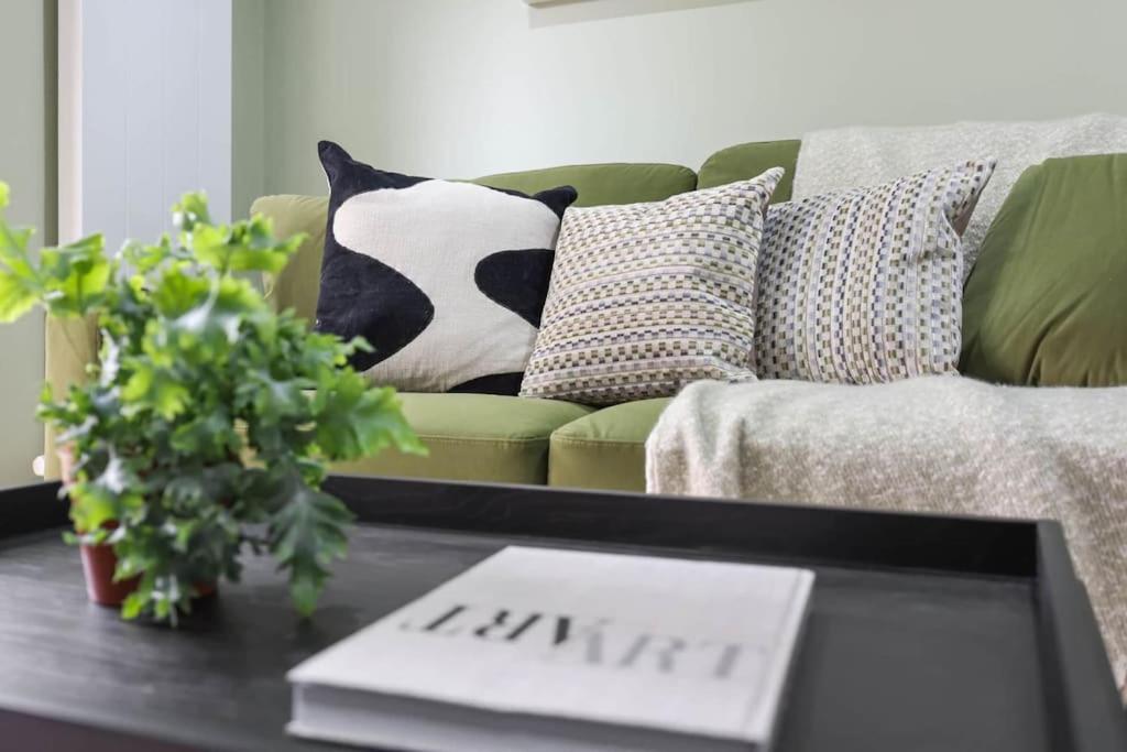 Classy&Stylish 2 bed flat near Camden