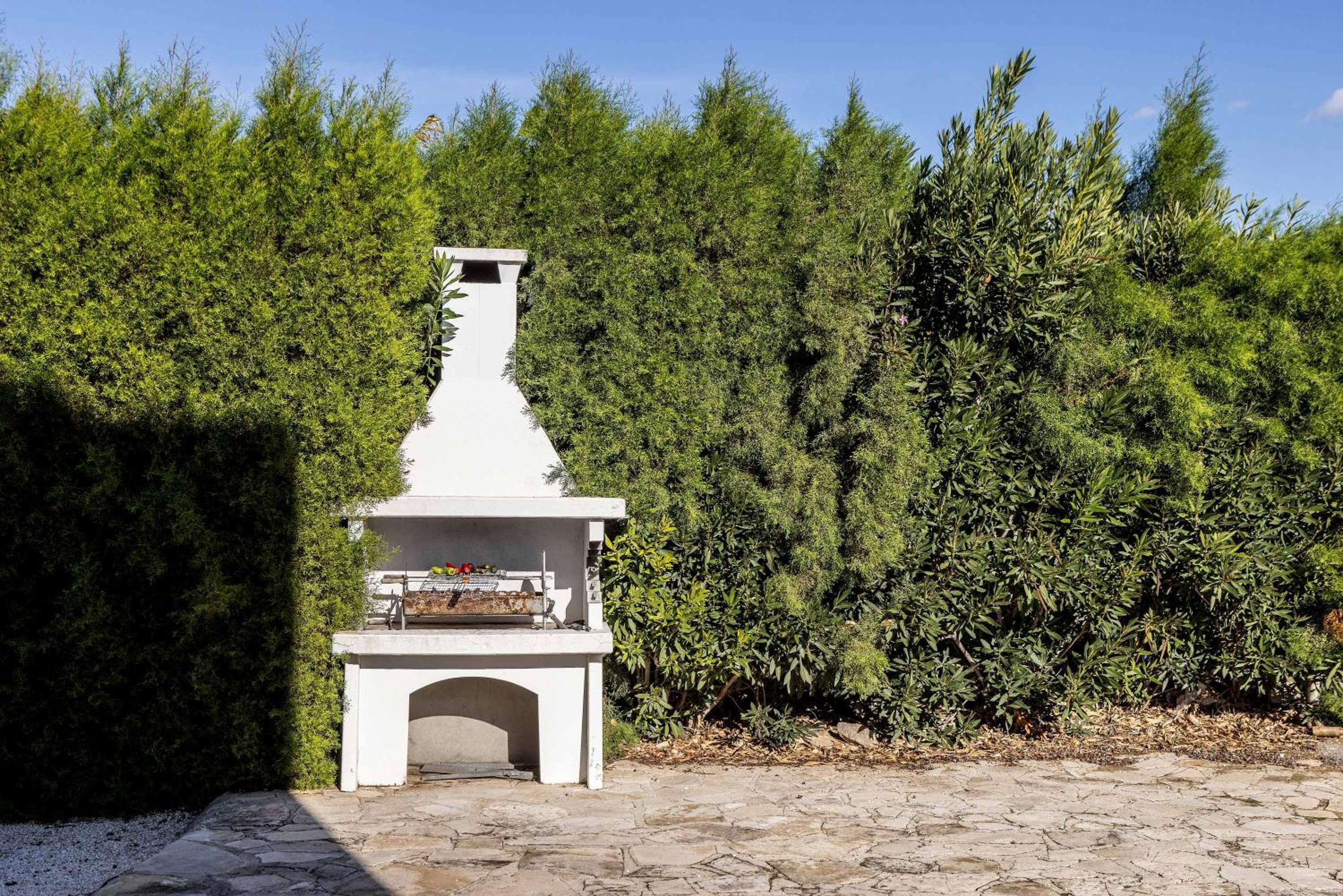 Villa Ino
