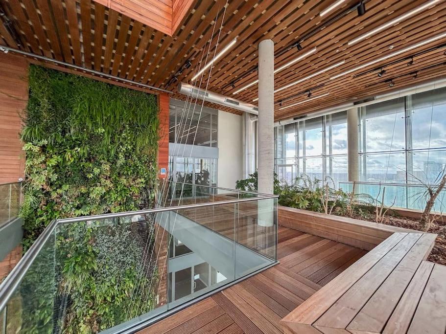 Stylish Urban Sanctuary with Parking