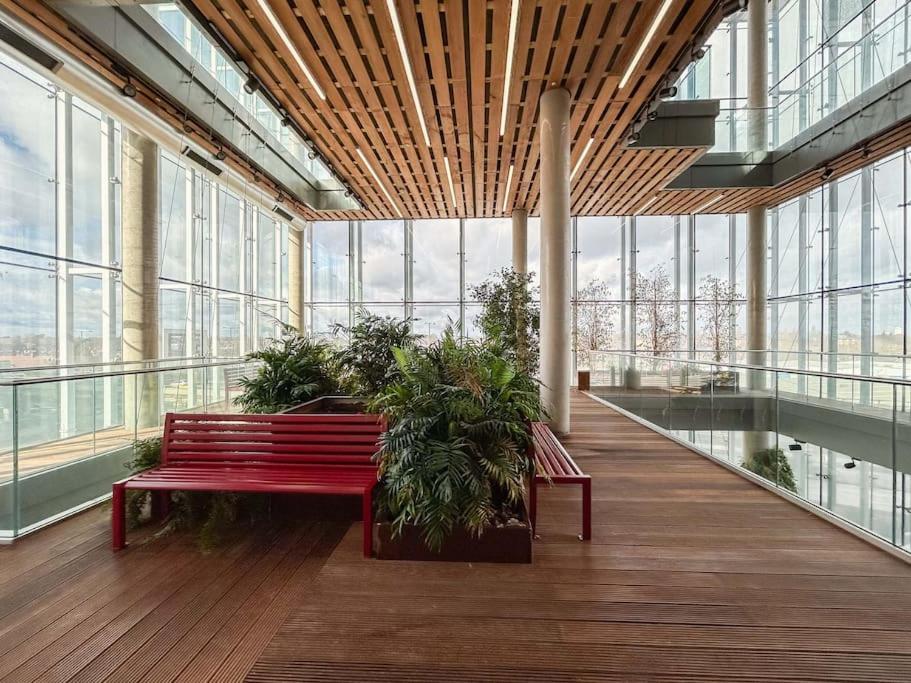 Stylish Urban Sanctuary with Parking