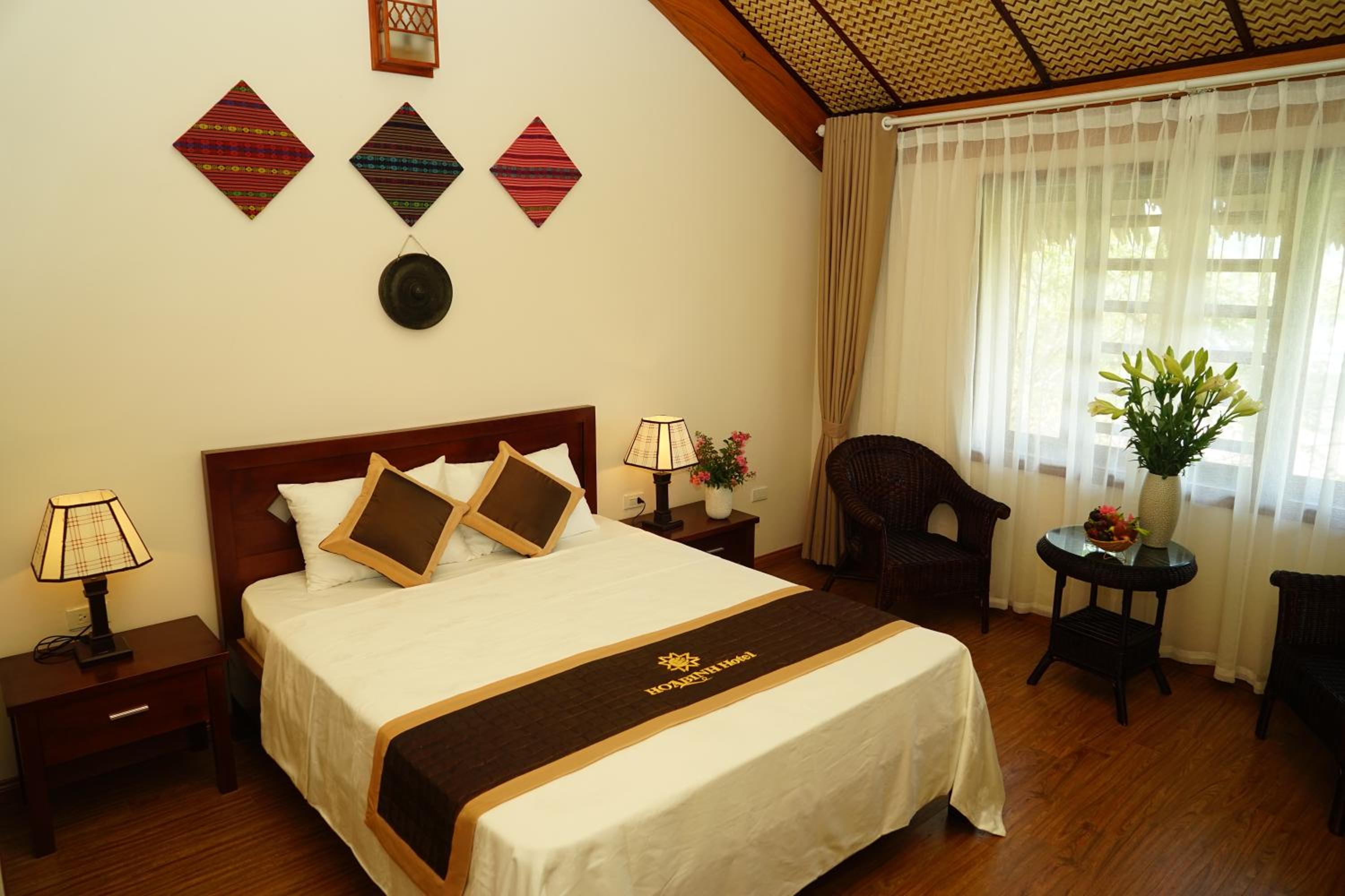 Hoa Binh Hotel