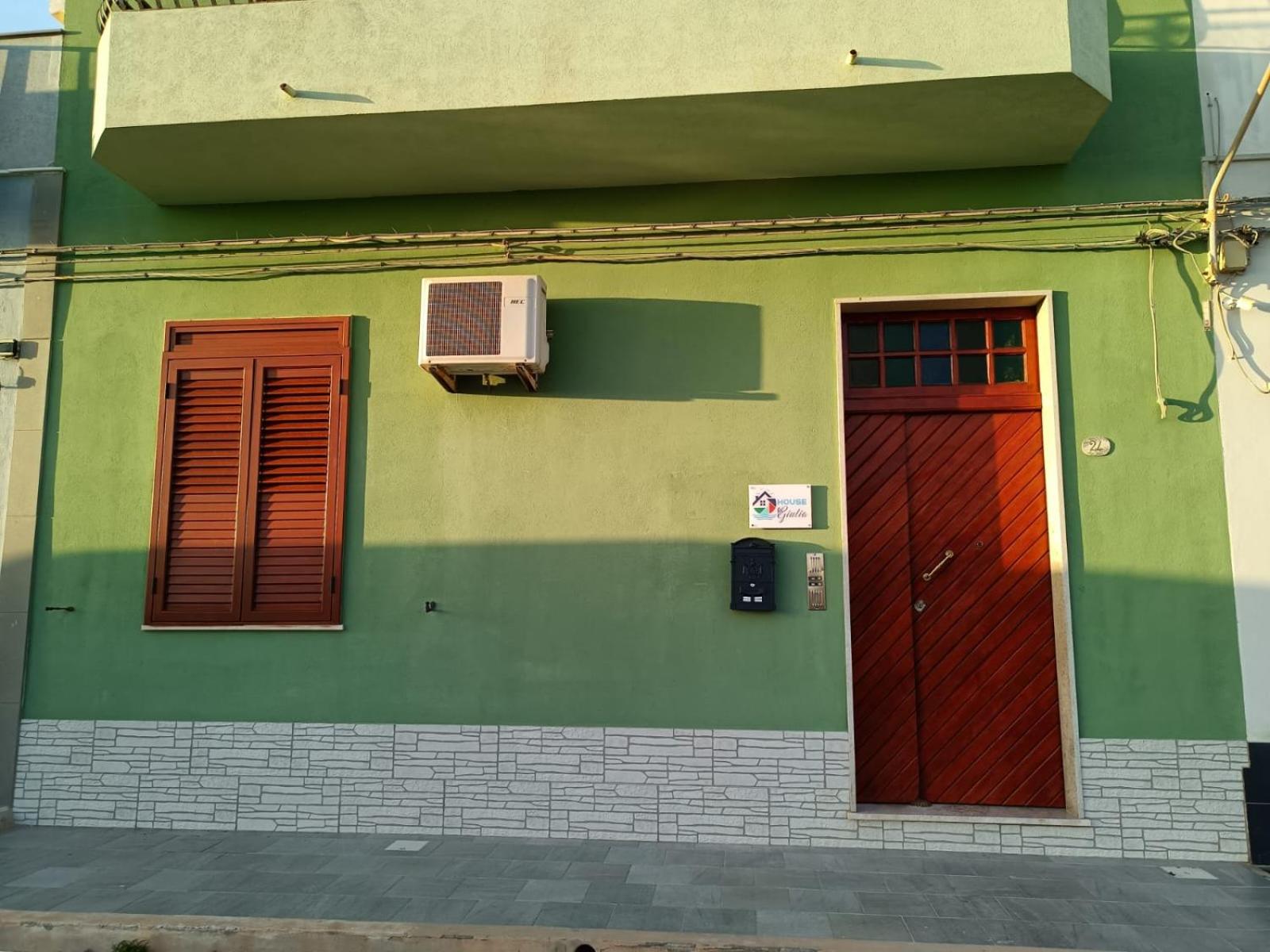 House Giulia al Borgo Marinaro view 4