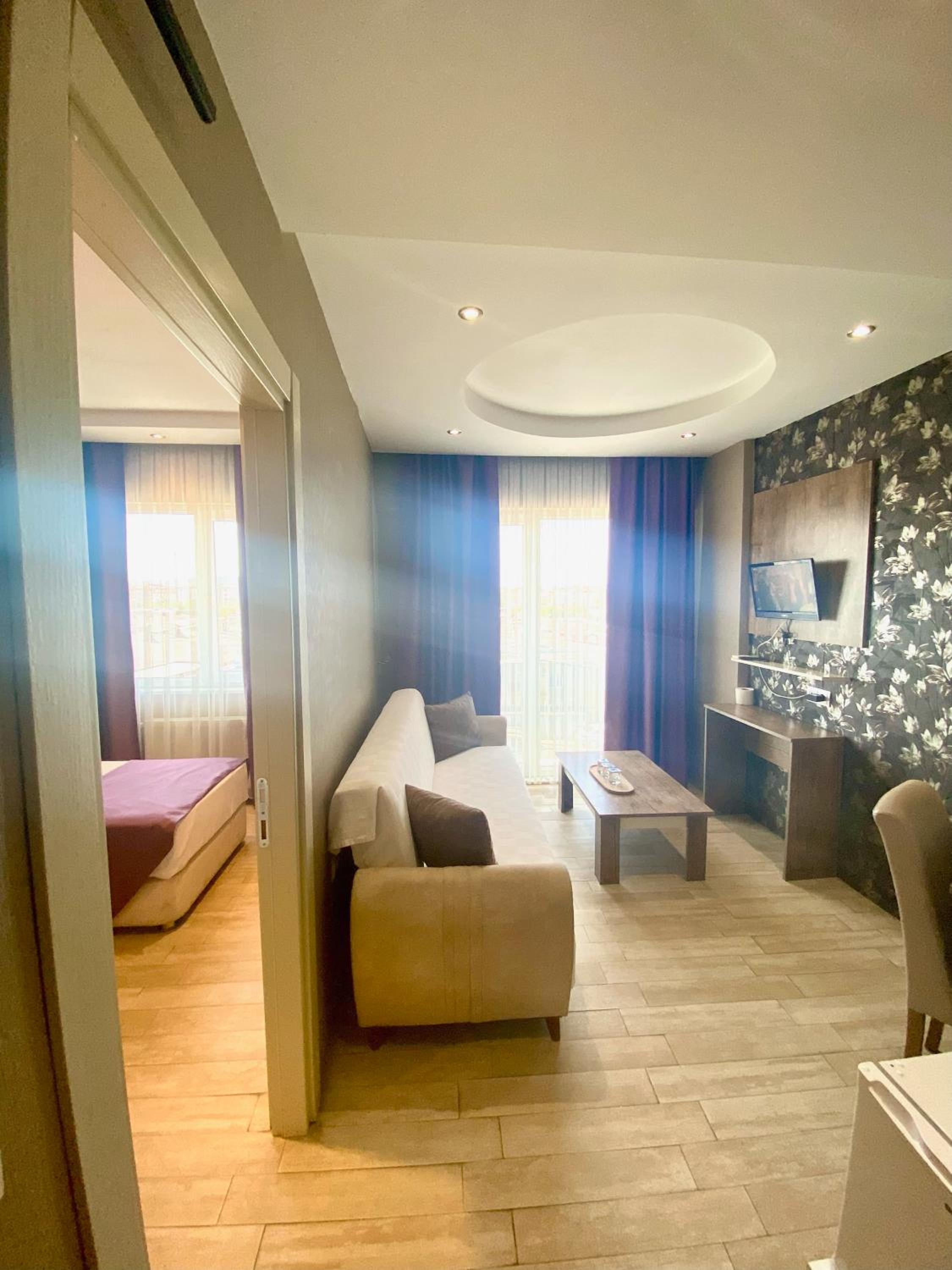 Udi Hotel