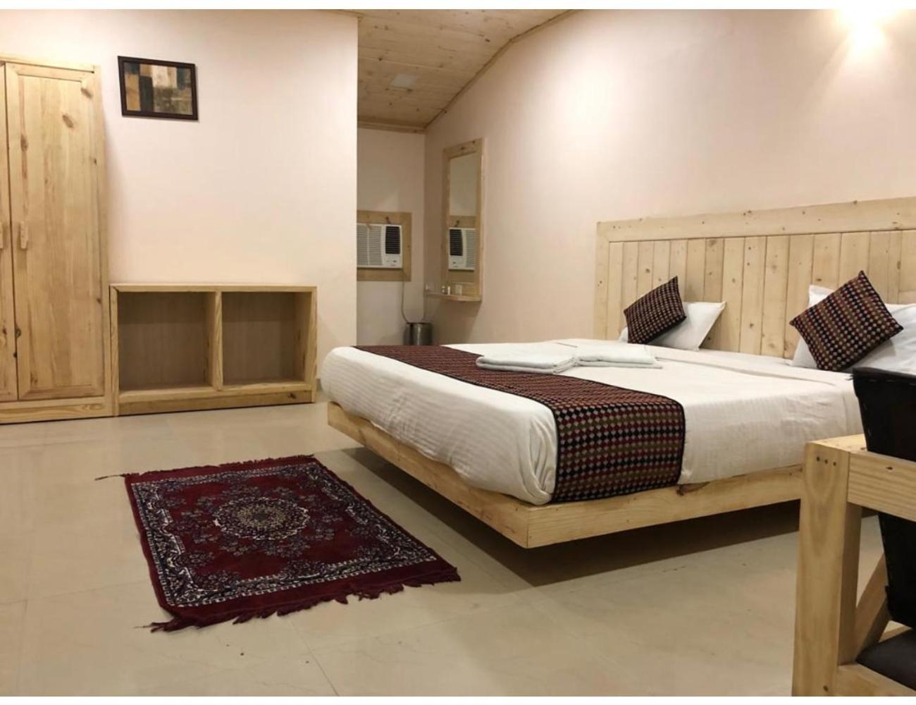 Ark Resorts, Pachmarhi view 4