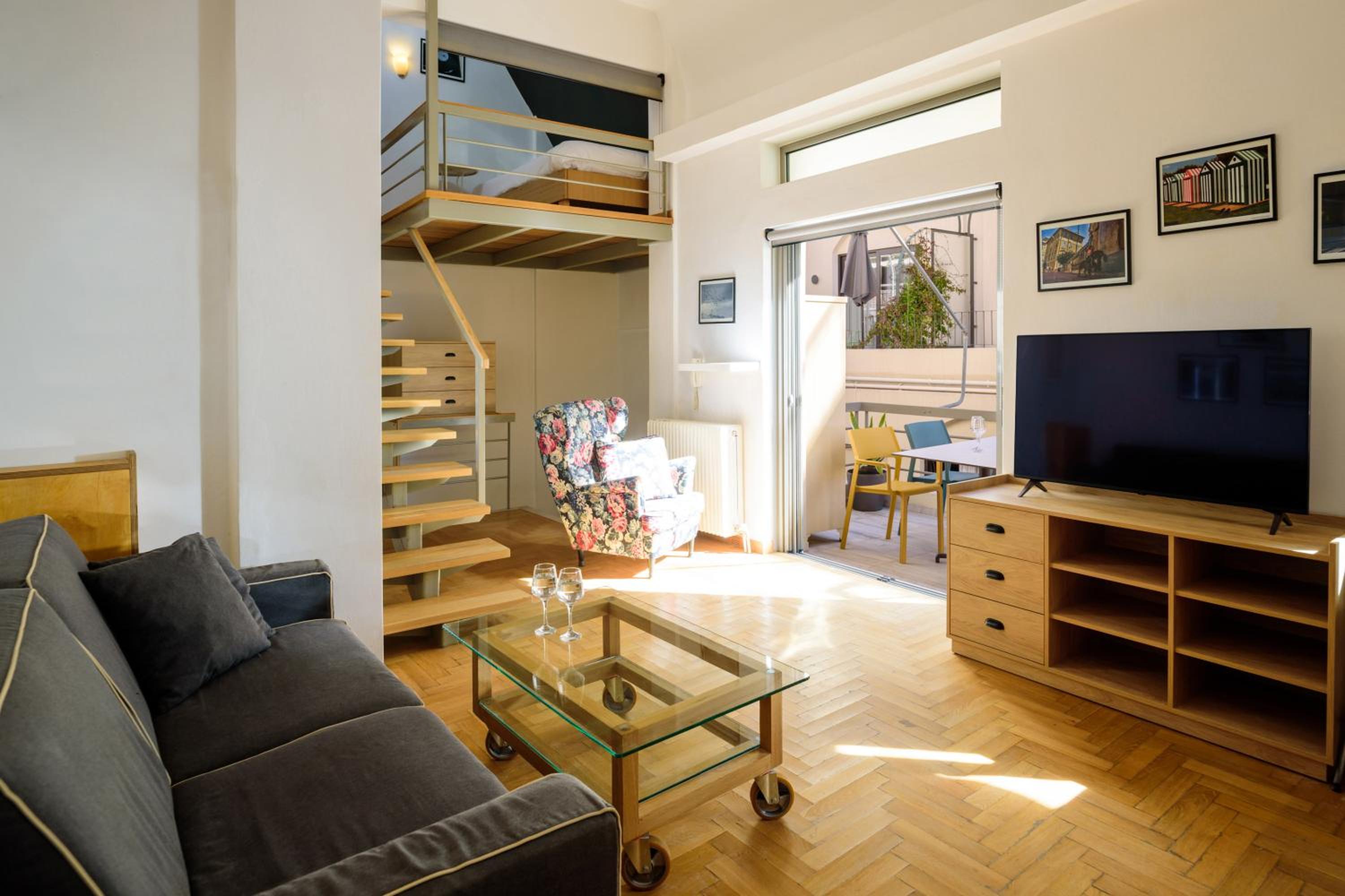 THISIO LOFT