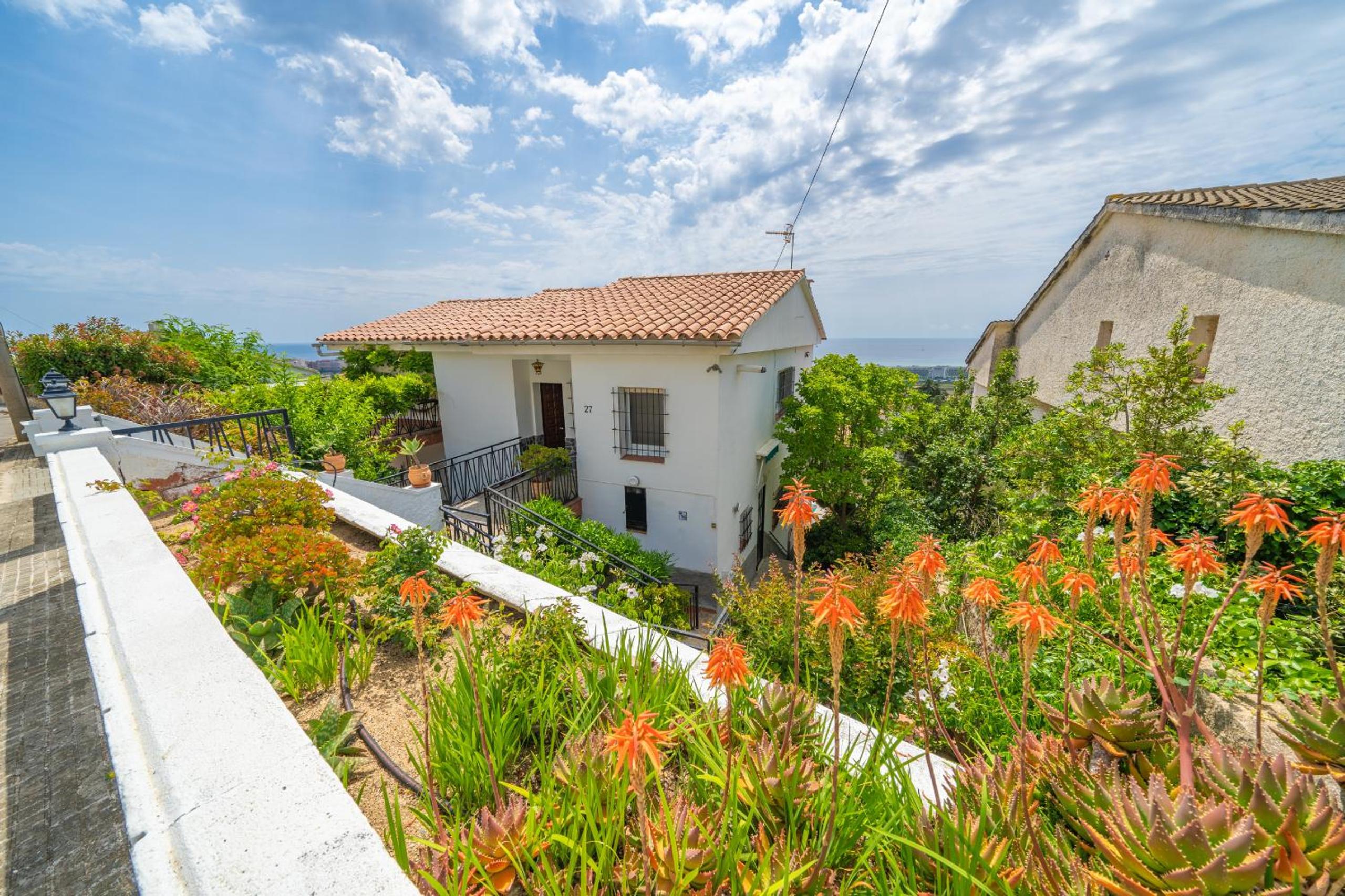 HomeHolidaysRentals Himalaia - Costa Barcelona