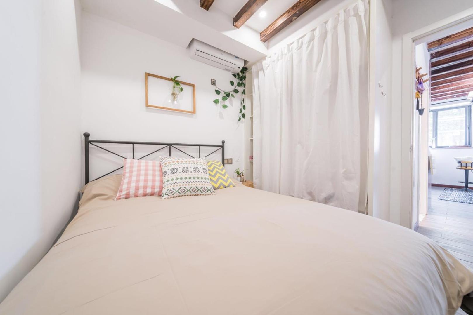Shanghai Hills& Art Suite 16 - Near Line 10 & 11 Jiaotong University Metro